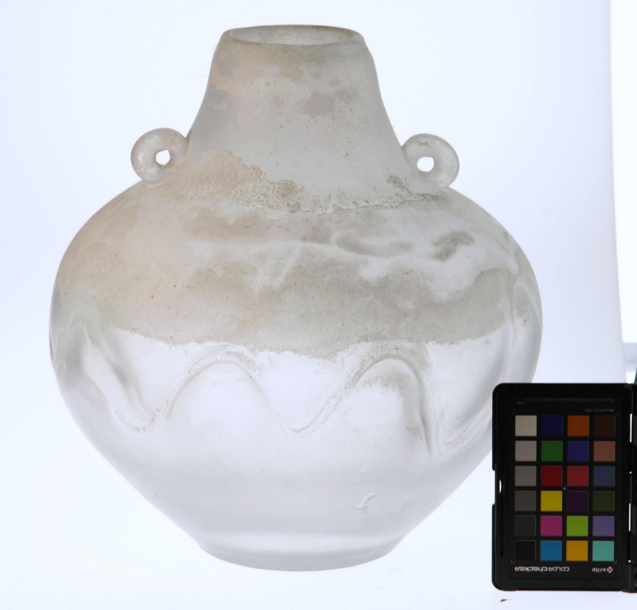 Seguso for Bisazza White Scavo Corroso Murano Glass Vase 1993 Signed For Sale 13