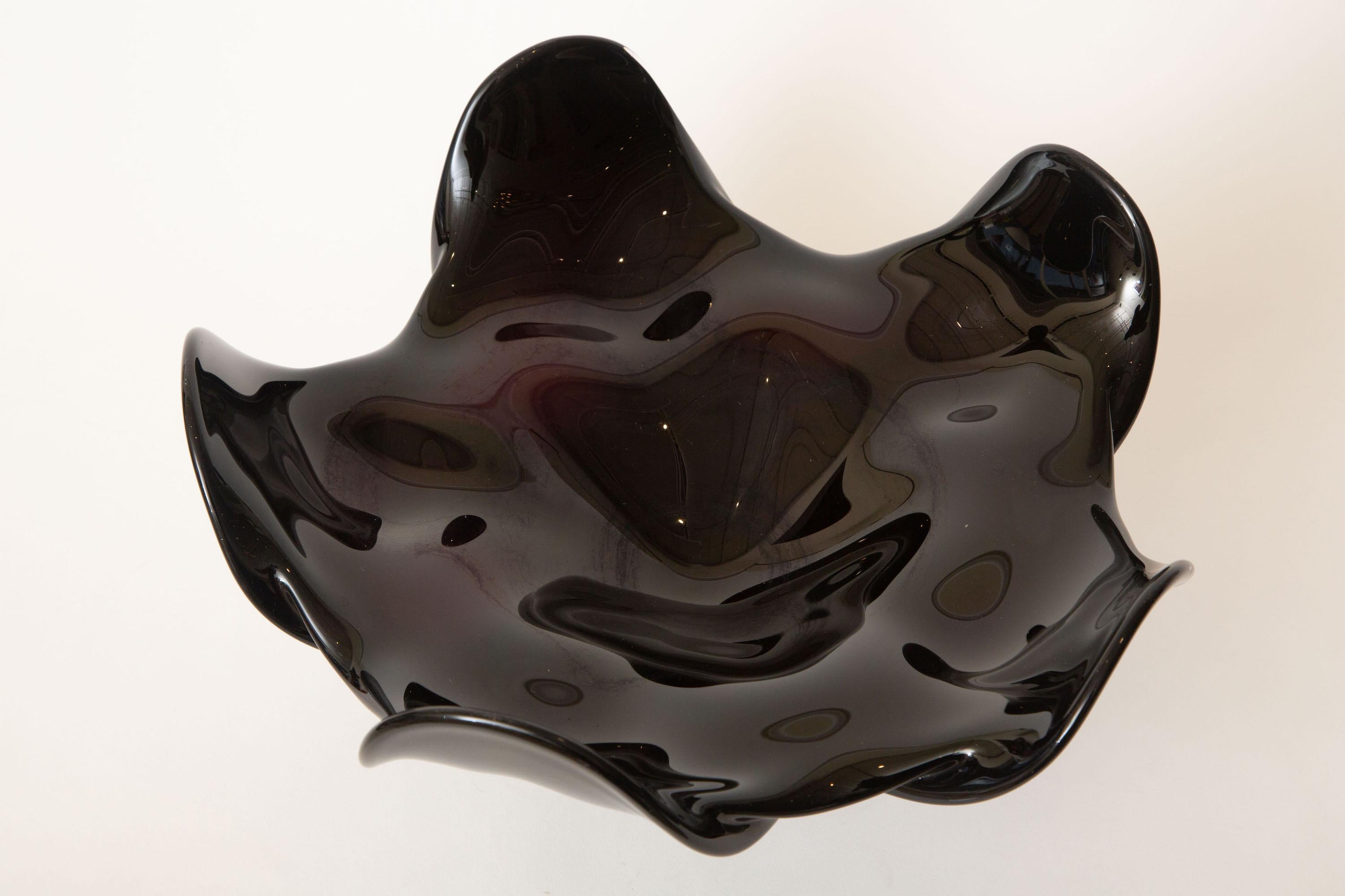 Late 20th Century Seguso for Oggetti Sculptural Murano Black Amethyst Glass Bowl