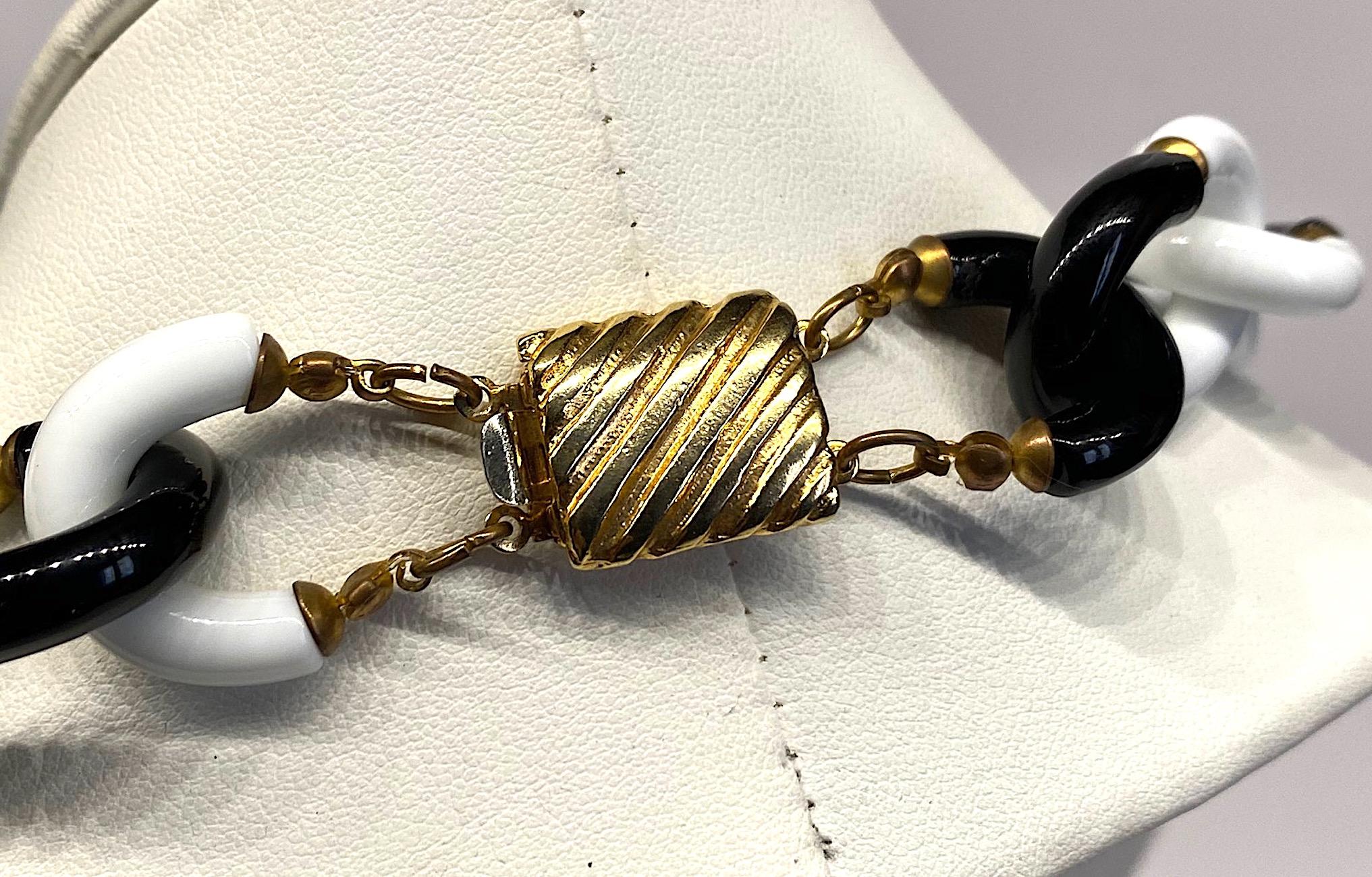 Archimede Seguso for Chanel Glass Chain Necklace In Good Condition In New York, NY