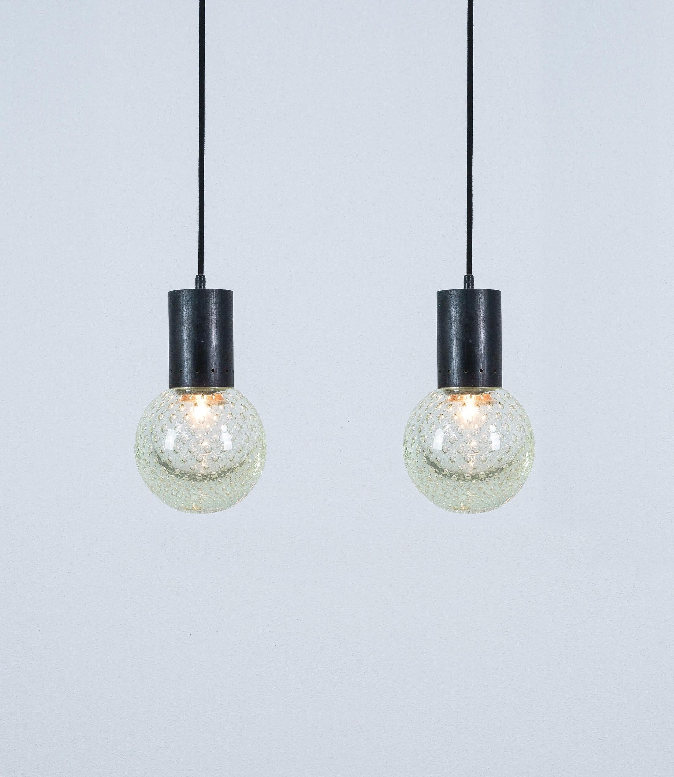 Mid-Century moderno Ciondoli in vetro di Seguso (coppia) di Gino Sarfatti for Arteluce, 1960 in vendita
