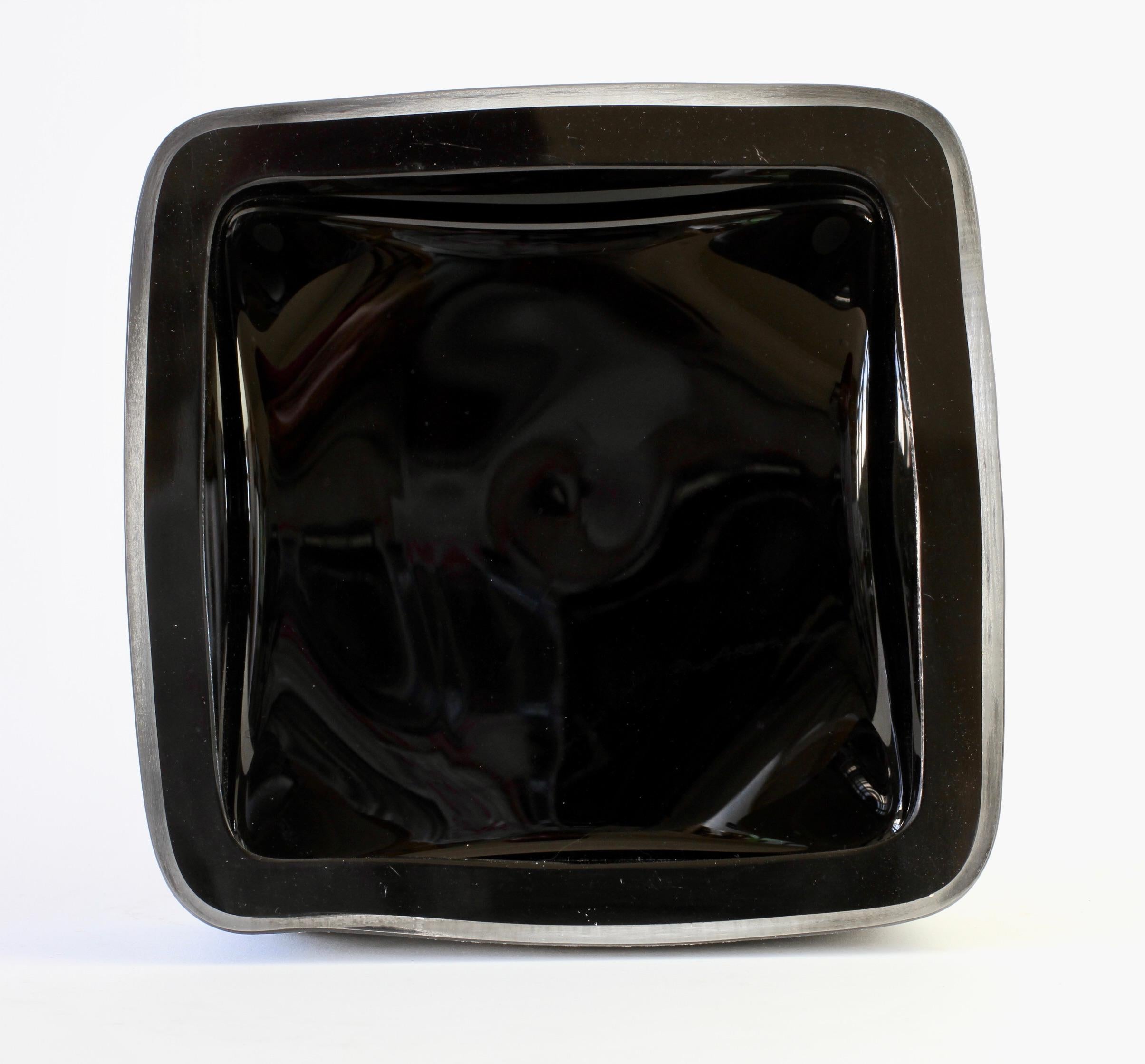 Seguso Huge Square Black &. White 'Scavo' Murano Glass Bowl Springer Style 1980s For Sale 5
