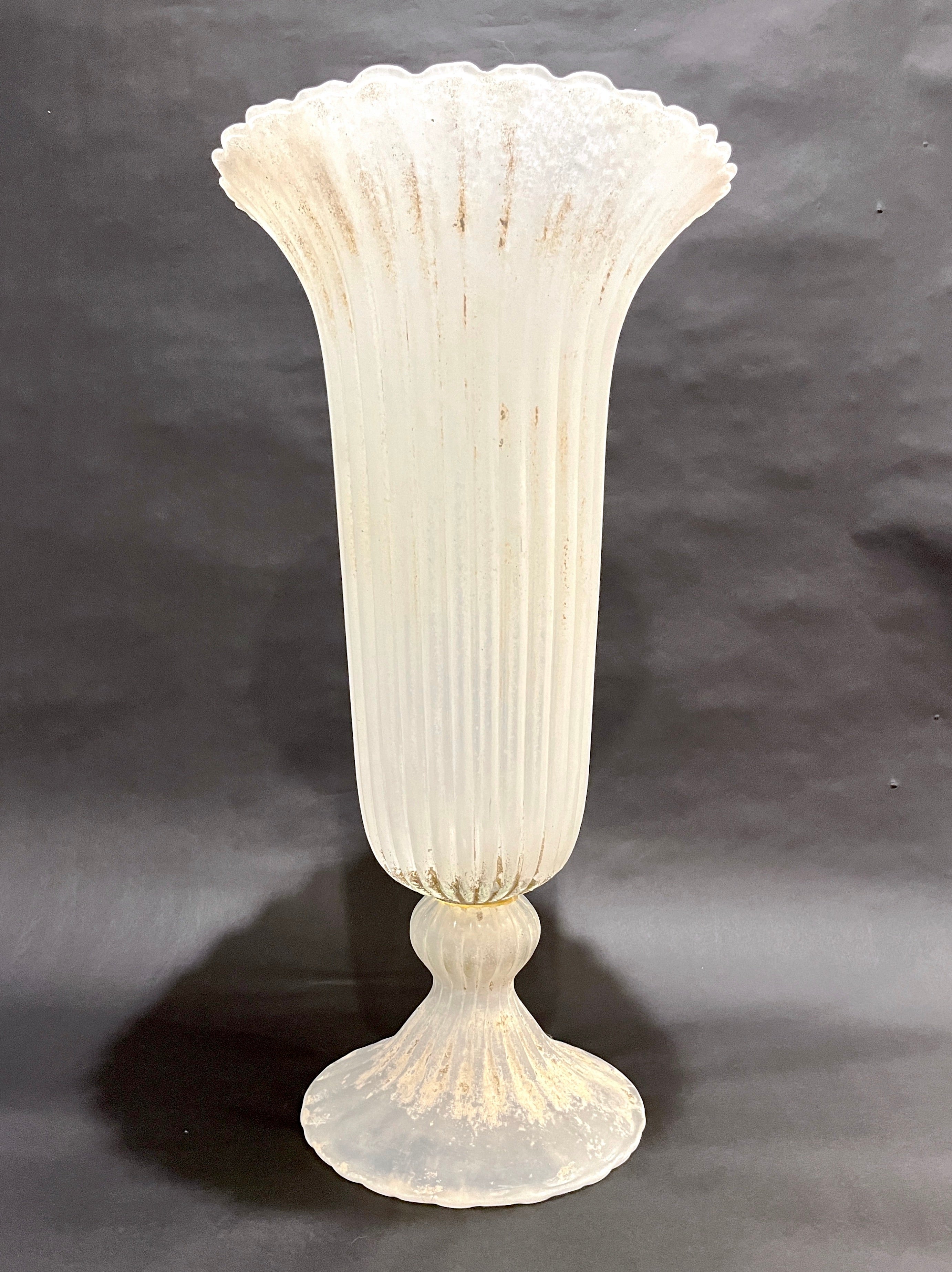 Mid-Century Modern Seguso Italian Art Deco Style Vintage White Gray Tall Scavo Murano Glass Vase