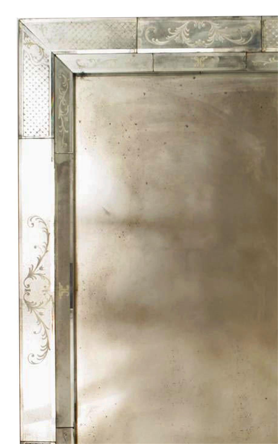 Seguso Italian Venetian Murano Etched Glass Wall Mirror In Good Condition For Sale In New York, NY