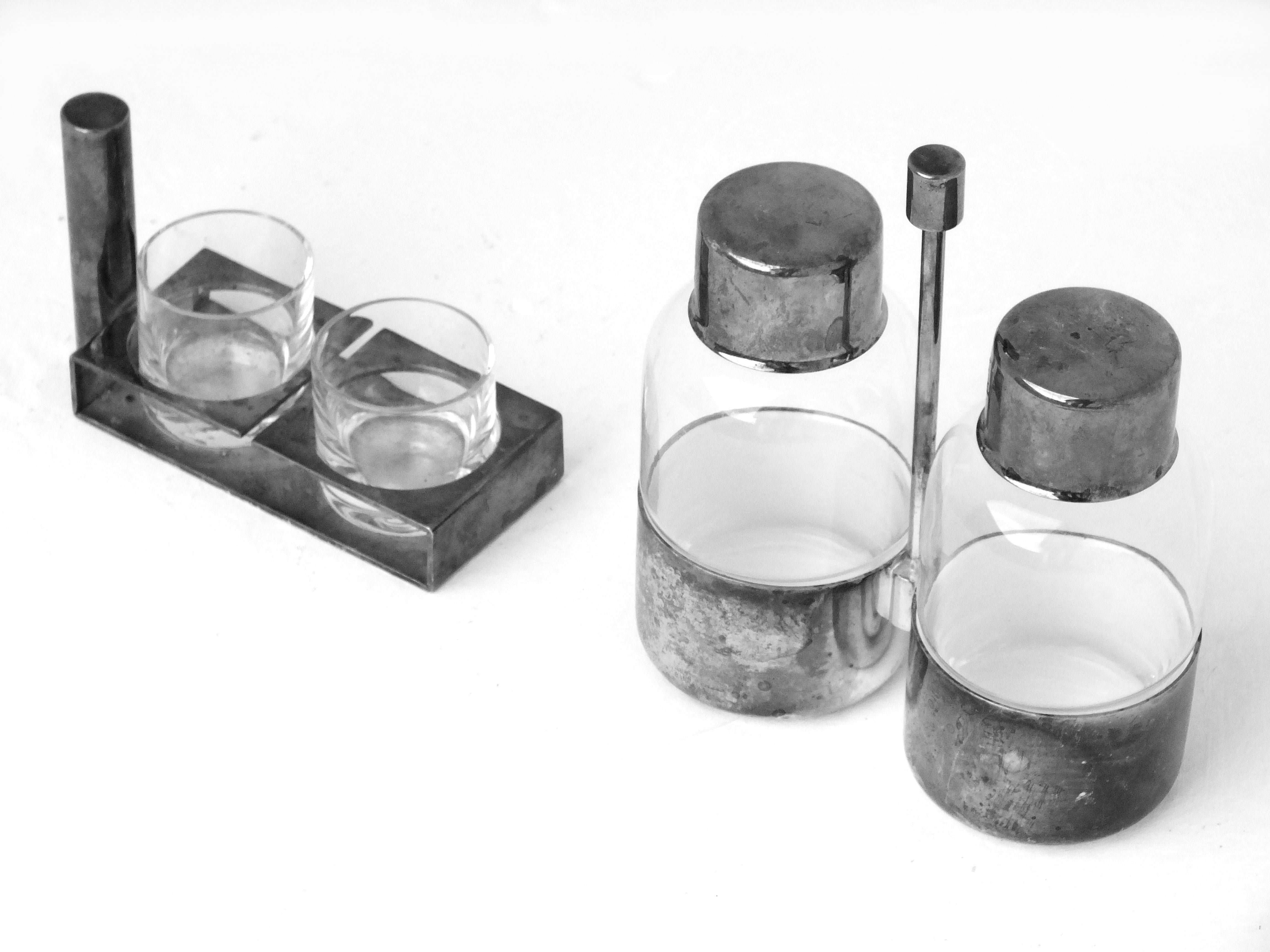 Seguso Italy design liquor glasses you and me in silverplate years 30 deco'

 The silver is in original 