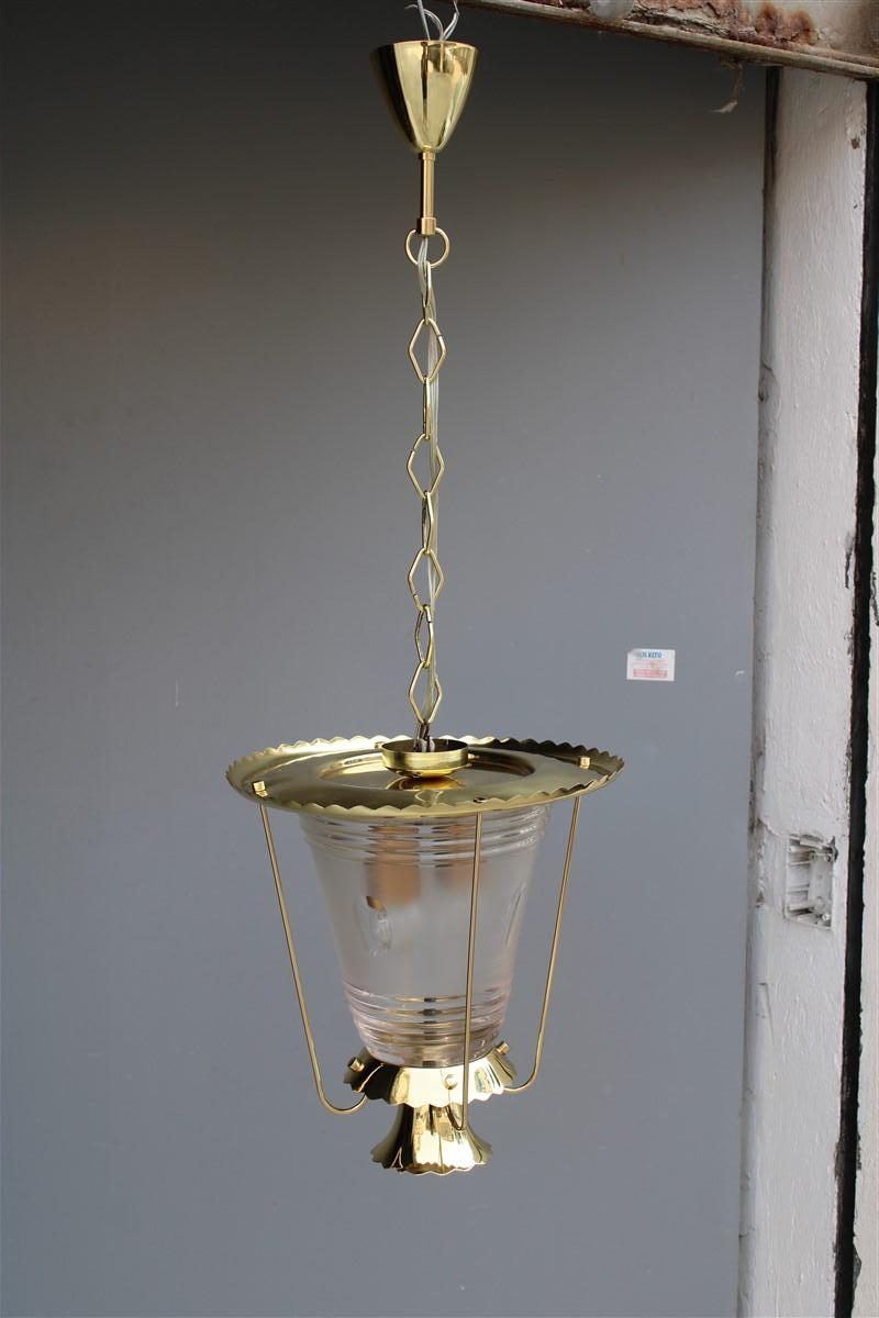 Lanterne Seguso Laiton doré Verre de Murano satiné épais Italie du milieu du siècle dernier
hauteur seule lanterne cm.33
