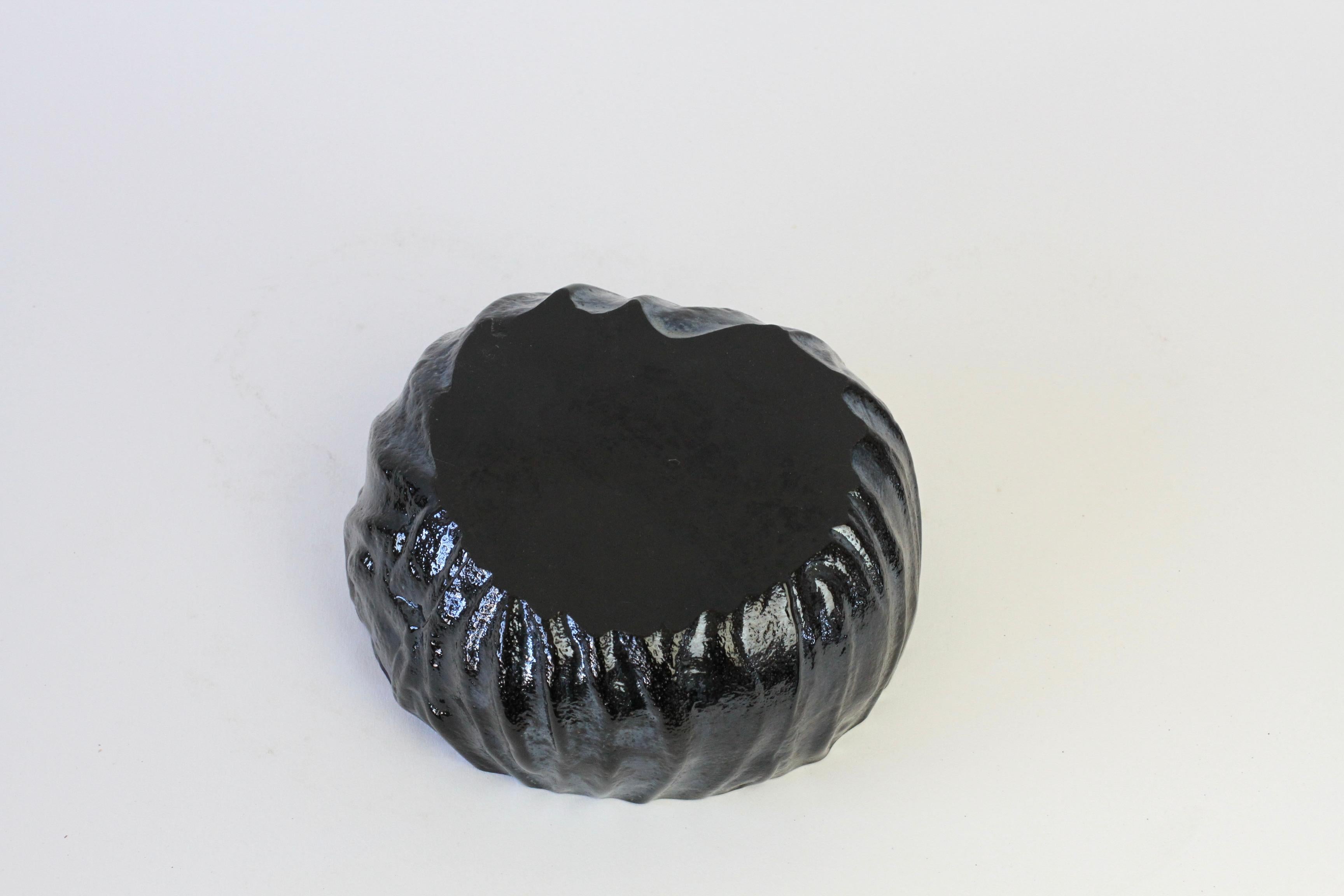 Seguso Large Vintage Italian Murano Black Glass Bowl 'Attri.' Maurizio Albarelli For Sale 13