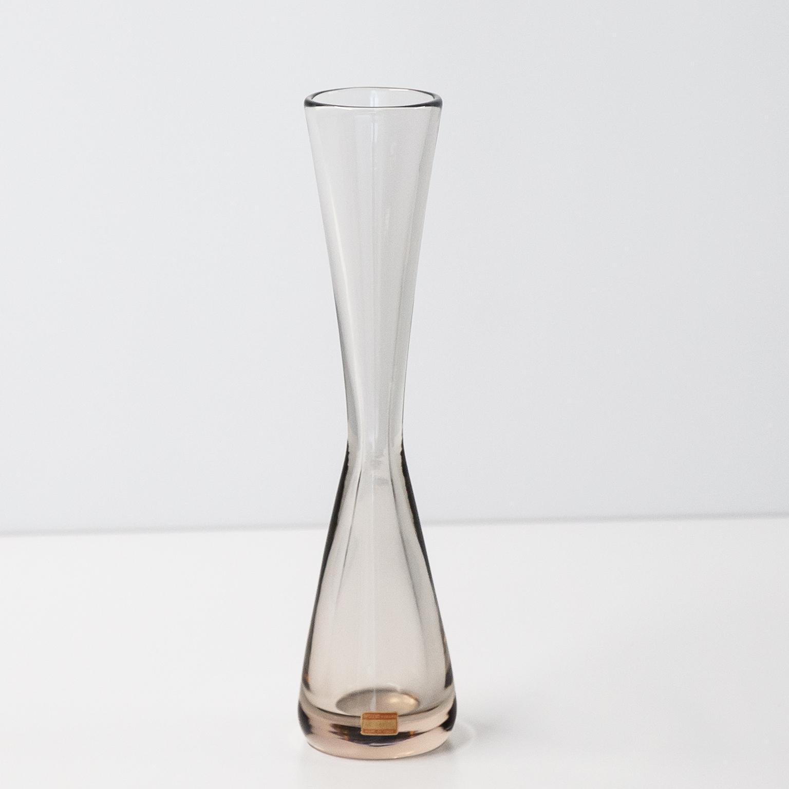 Huge Murano bottle glass vase in light purple clear glass made by Seguso Vetri D’Arte, Italy in the 1960s. Seguso Label on the side.

