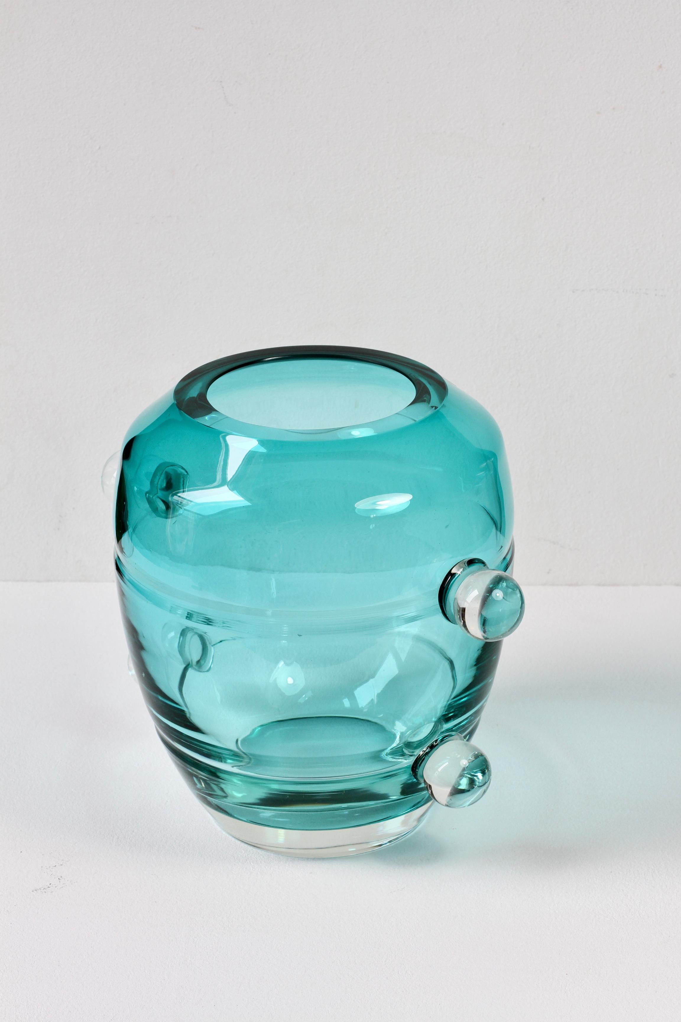 Seguso Mid-Century Modern Large Textured Italian Green Murano Glass Vase 1980s For Sale 5