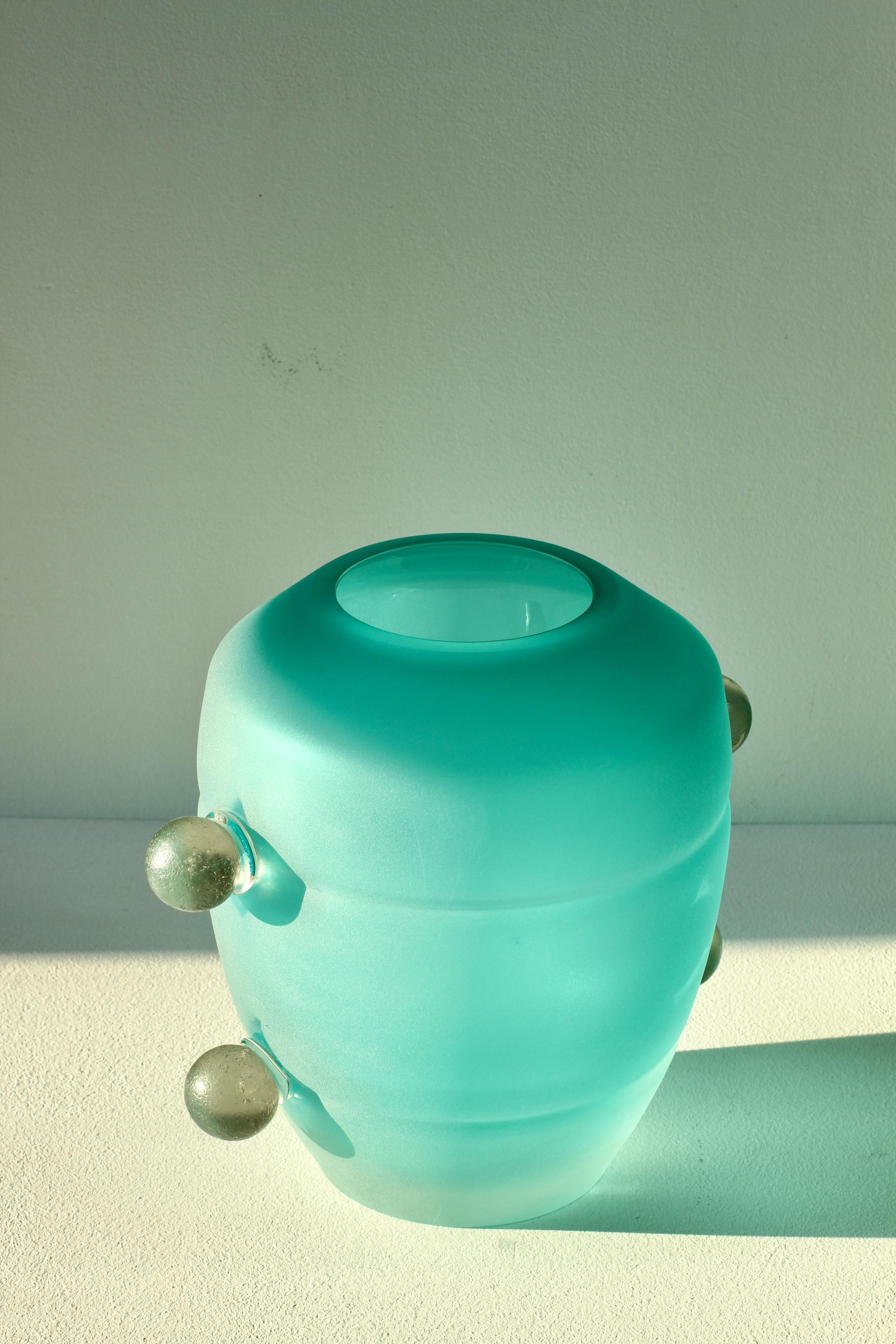 Seguso Moderno de mediados de siglo Gran jarrón de cristal de Murano verde italiano texturado Años 80 en venta 6