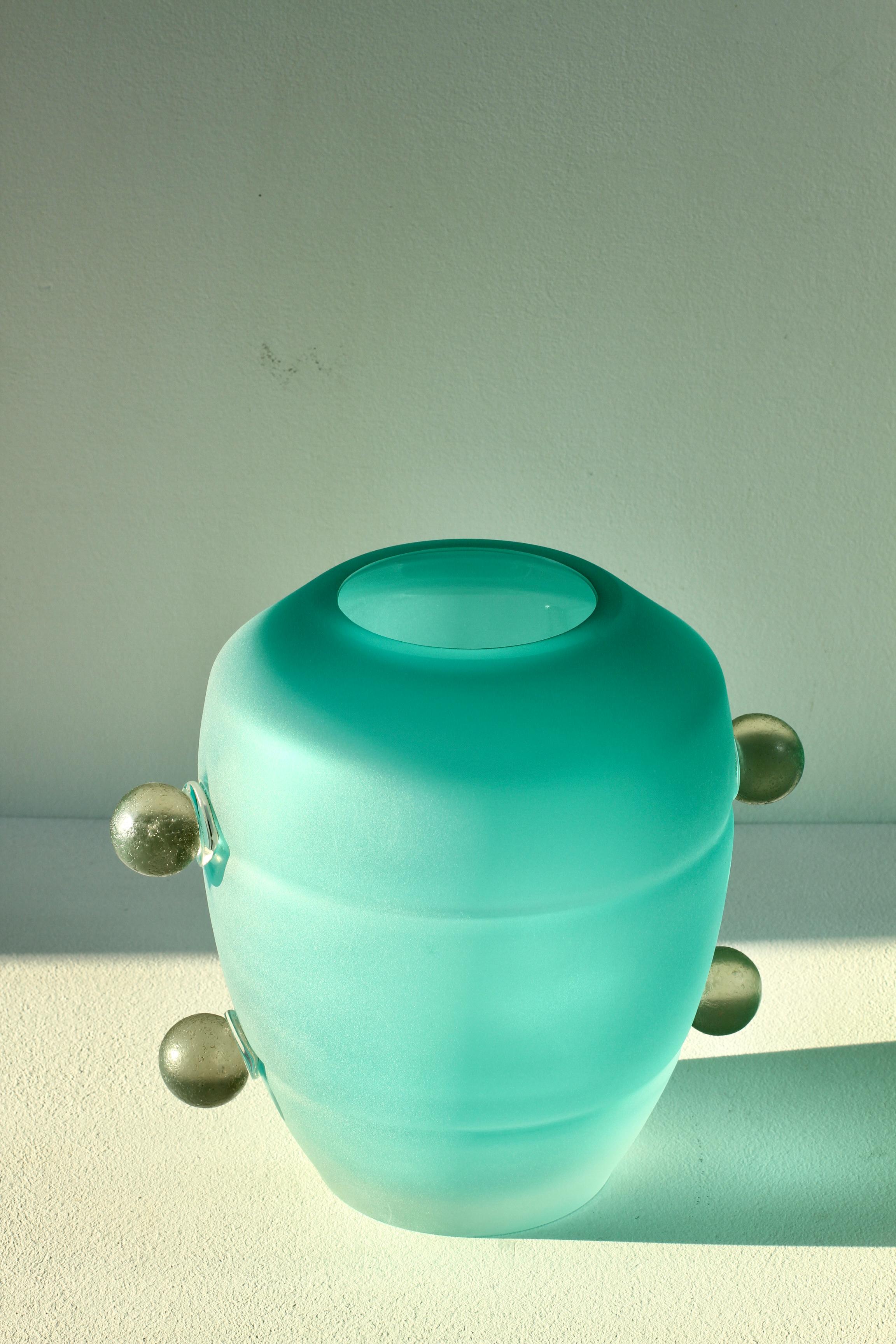 Seguso Mid-Century Modern Large Textured Italian Green Murano Glass Vase 1980s For Sale 8