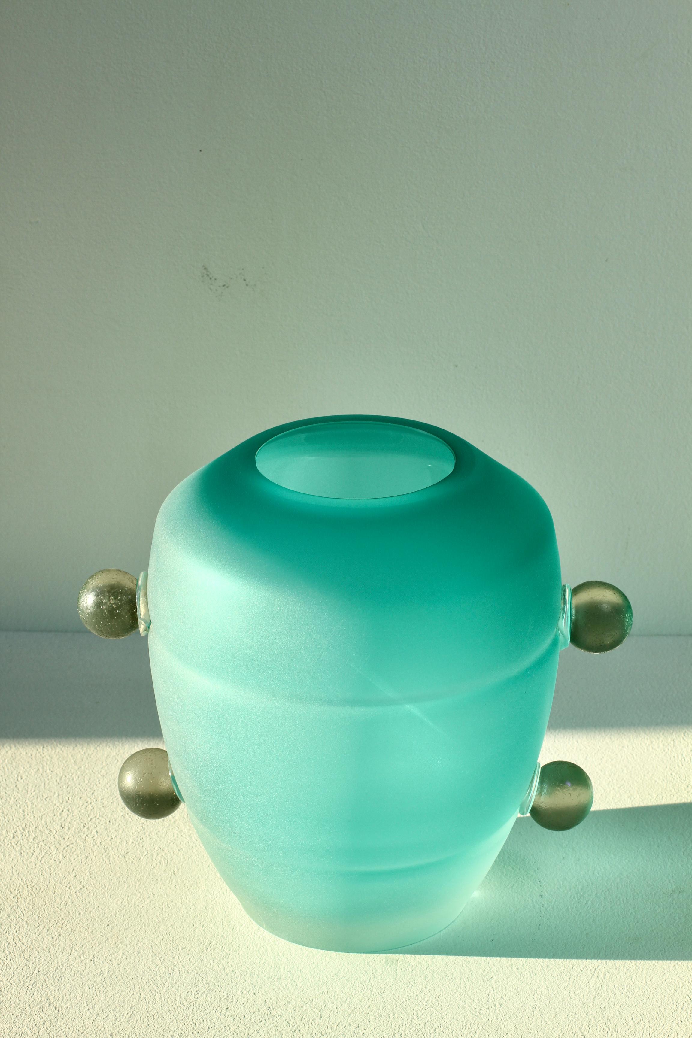 Seguso Moderno de mediados de siglo Gran jarrón de cristal de Murano verde italiano texturado Años 80 en venta 8
