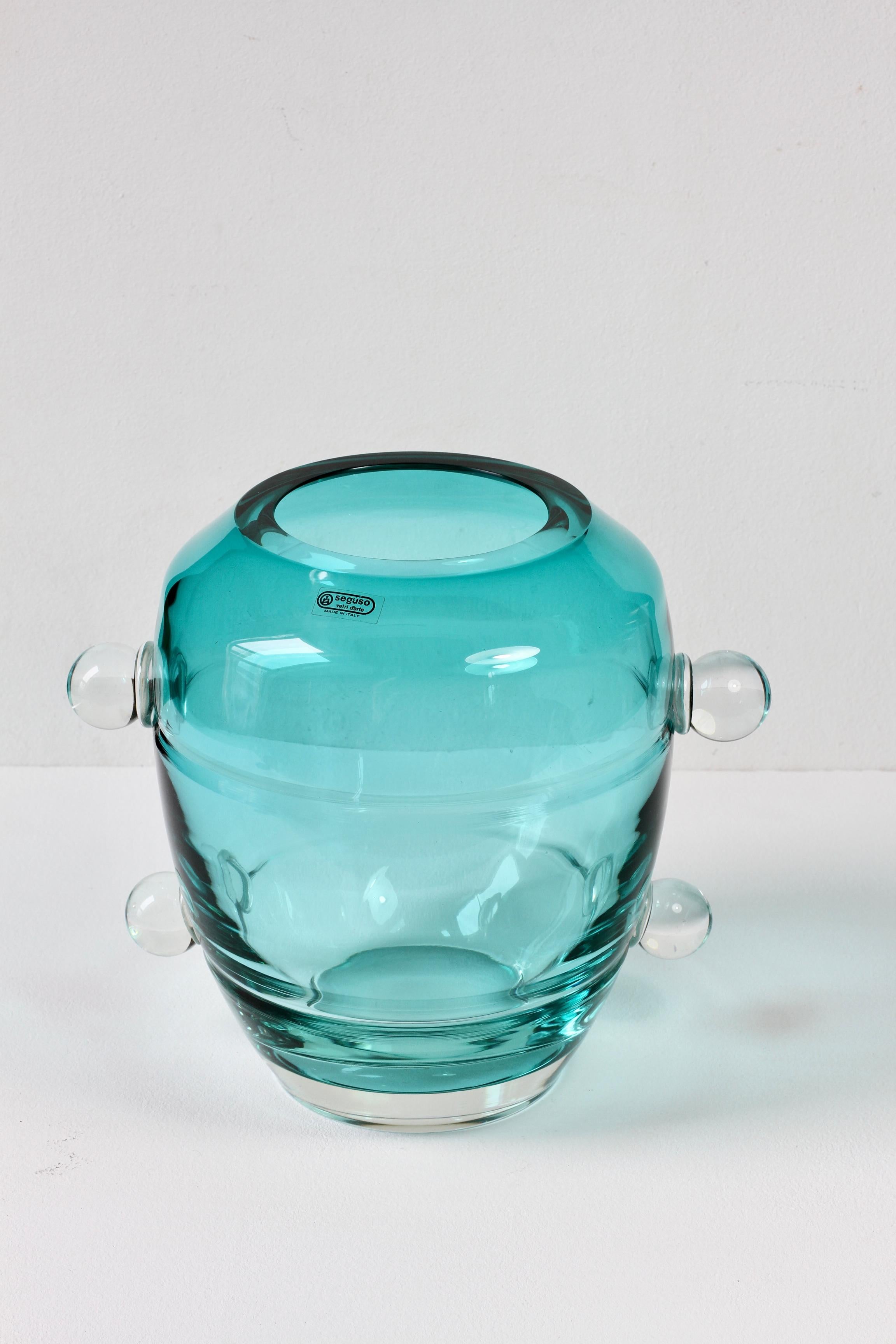 Seguso Moderno de mediados de siglo Gran jarrón de cristal de Murano verde italiano texturado Años 80 siglo XX en venta