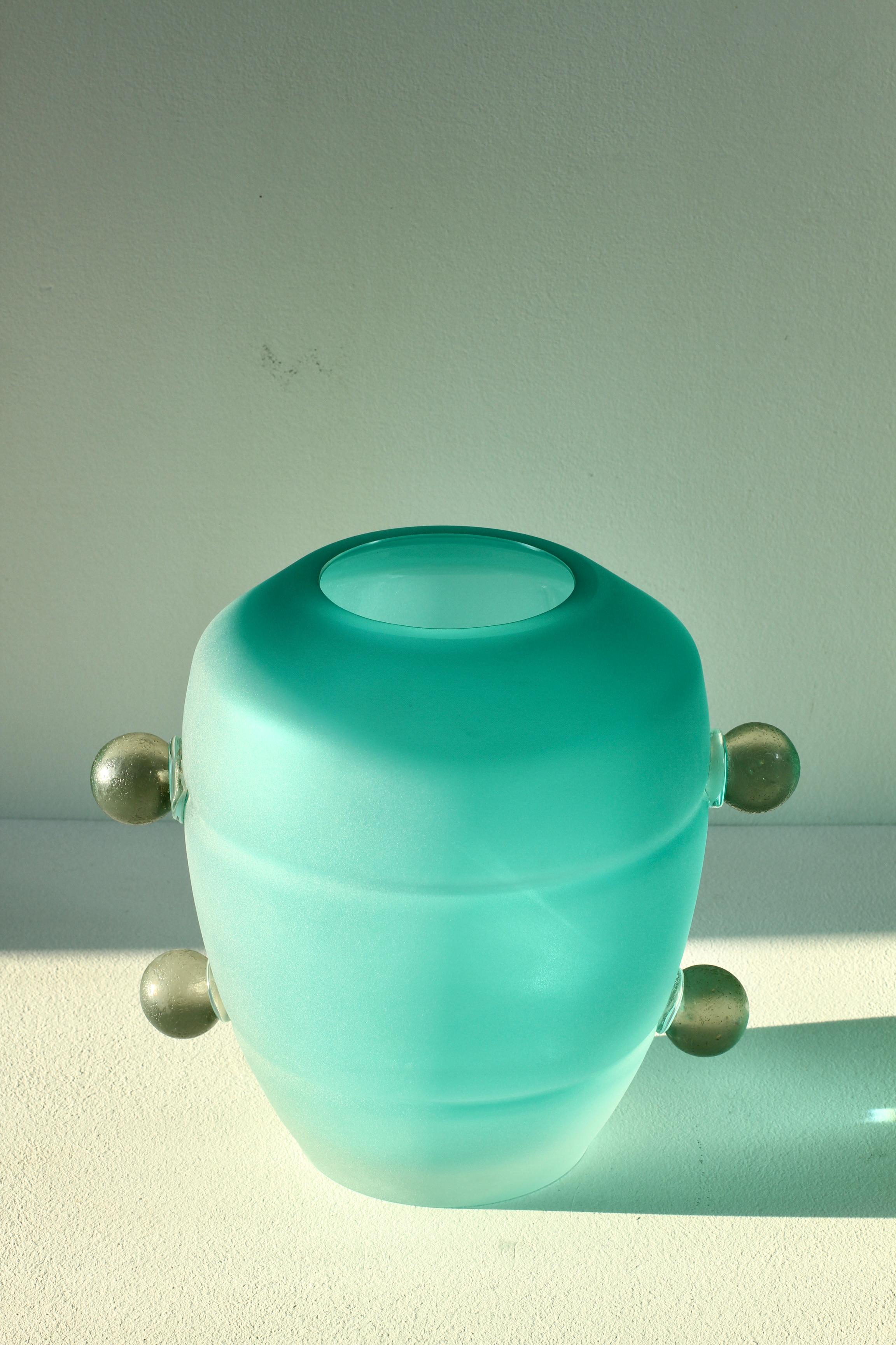 Seguso Mid-Century Modern Large Textured Italian Green Murano Glass Vase 1980s For Sale 3