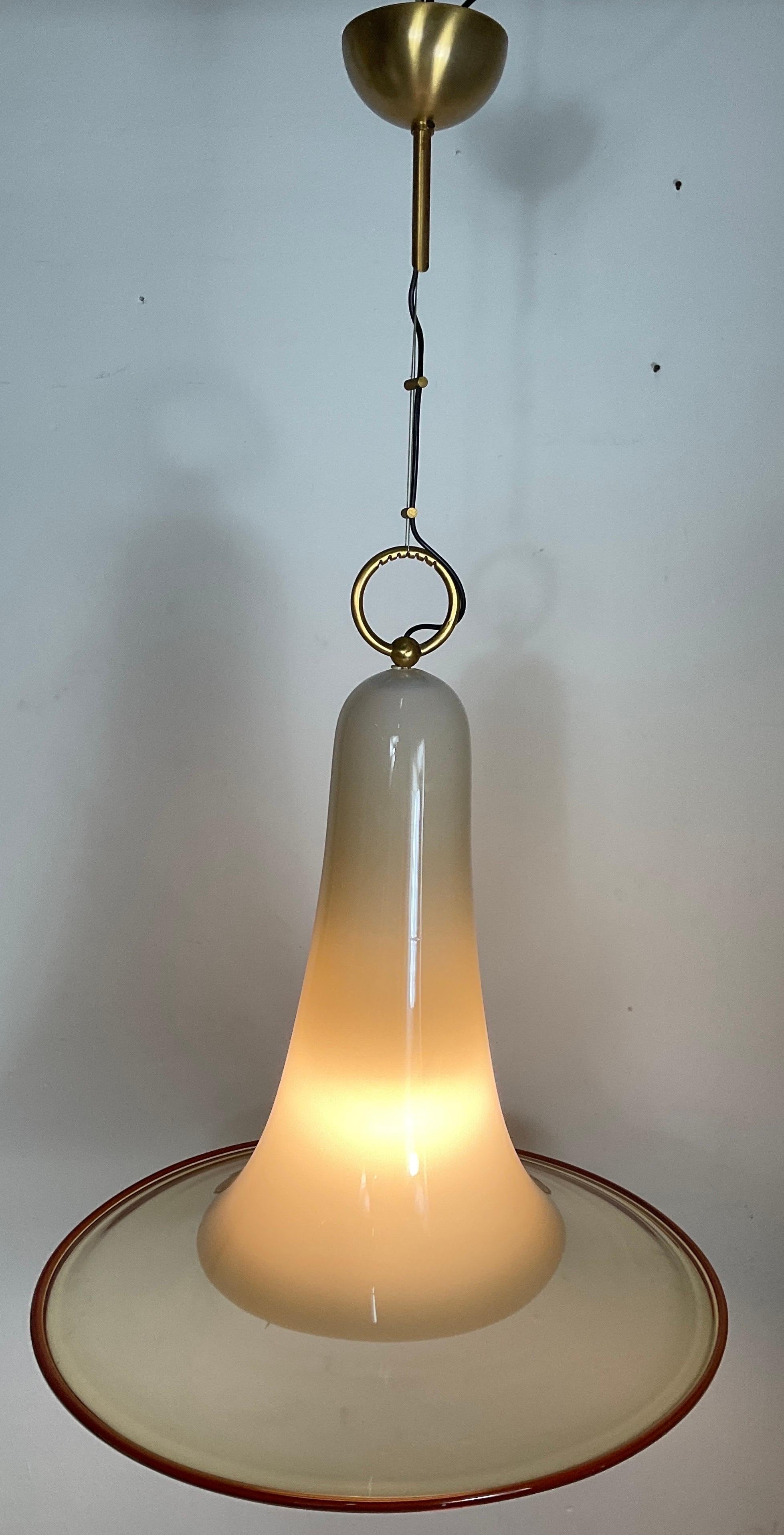 Seguso Mid-Century Murano Glass Chandelier with Stylised Bell Form For Sale 4