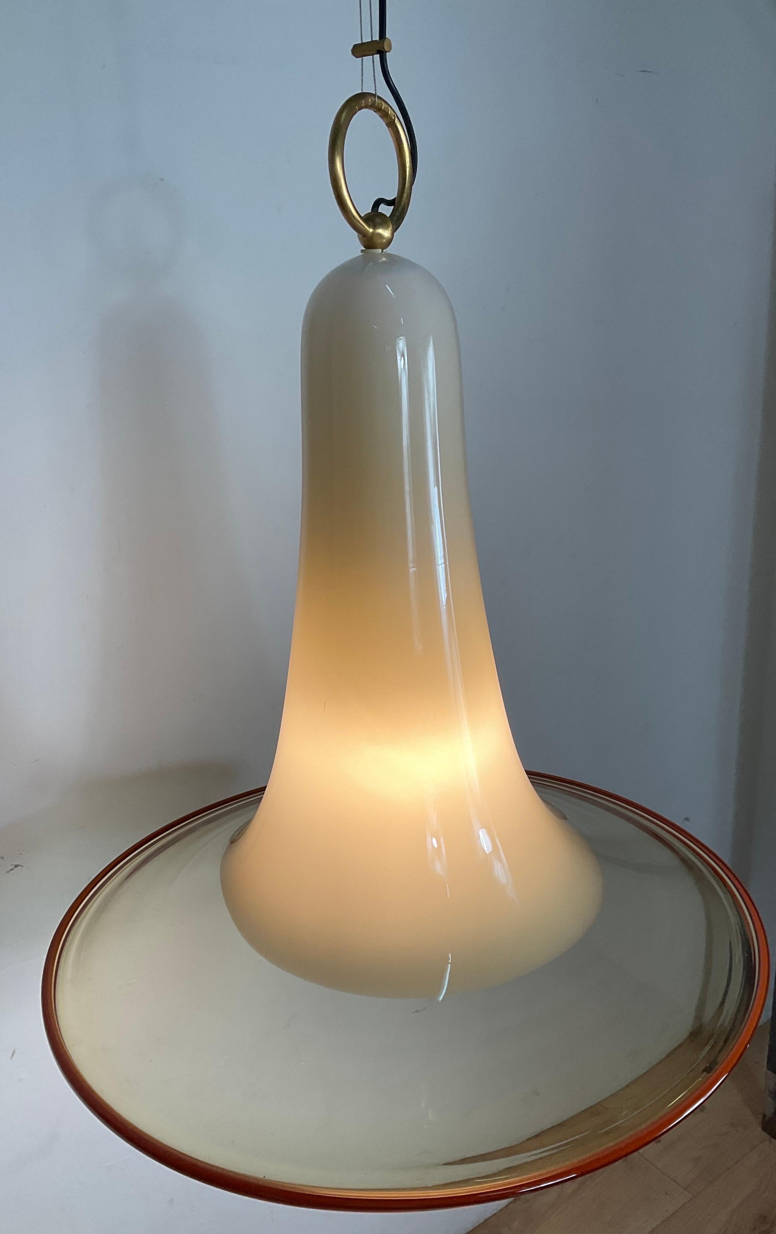 Seguso Mid-Century Murano Glass Chandelier with Stylised Bell Form For Sale 2