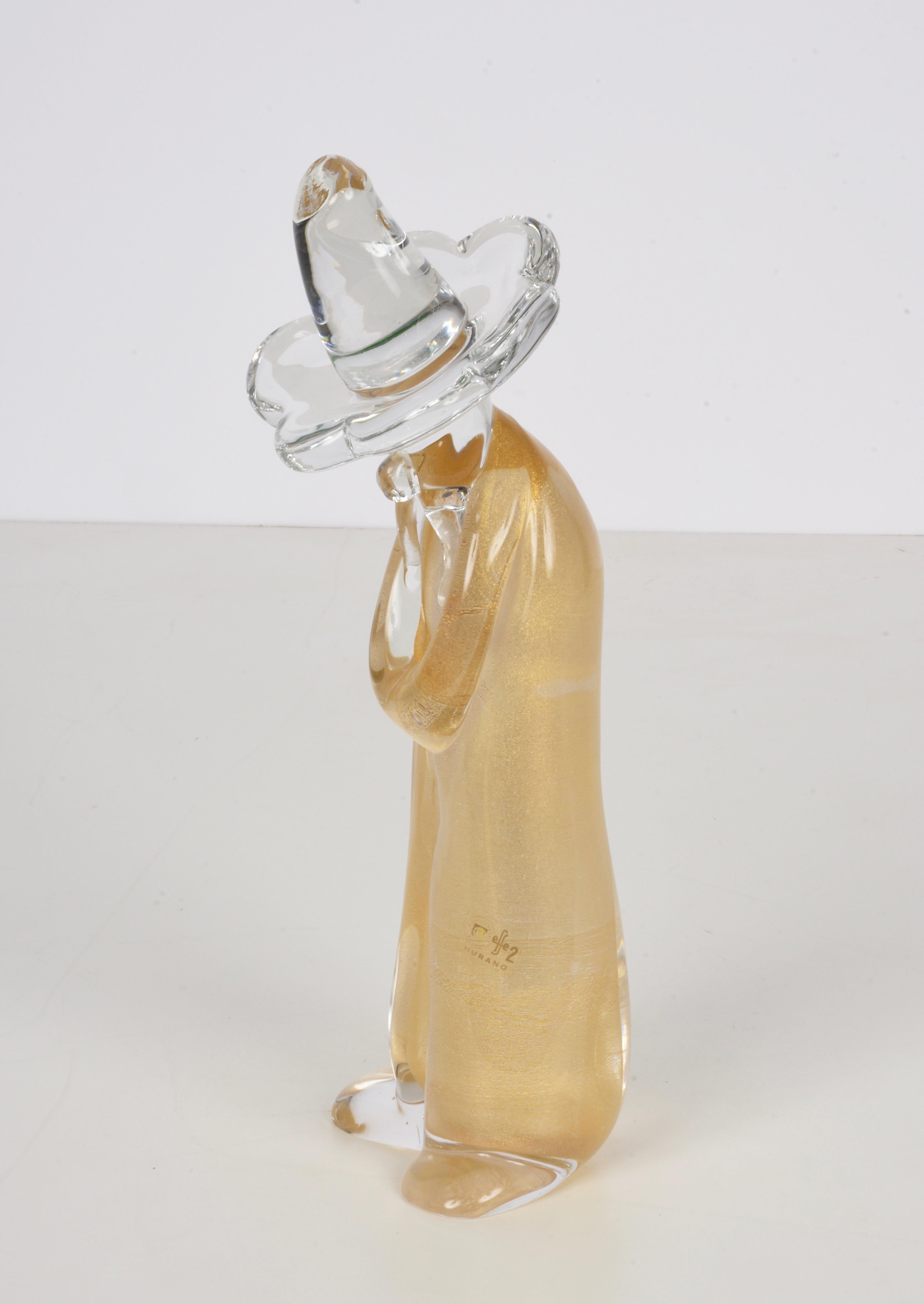Beautiful hand blown artistic Murano glass sculpture midcentury with golden dots. This fantastic object was designed by Archimede Seguso and produced in Italy in the 1960s by Effe 2 Vetri d'Arte. This item has the original label 
