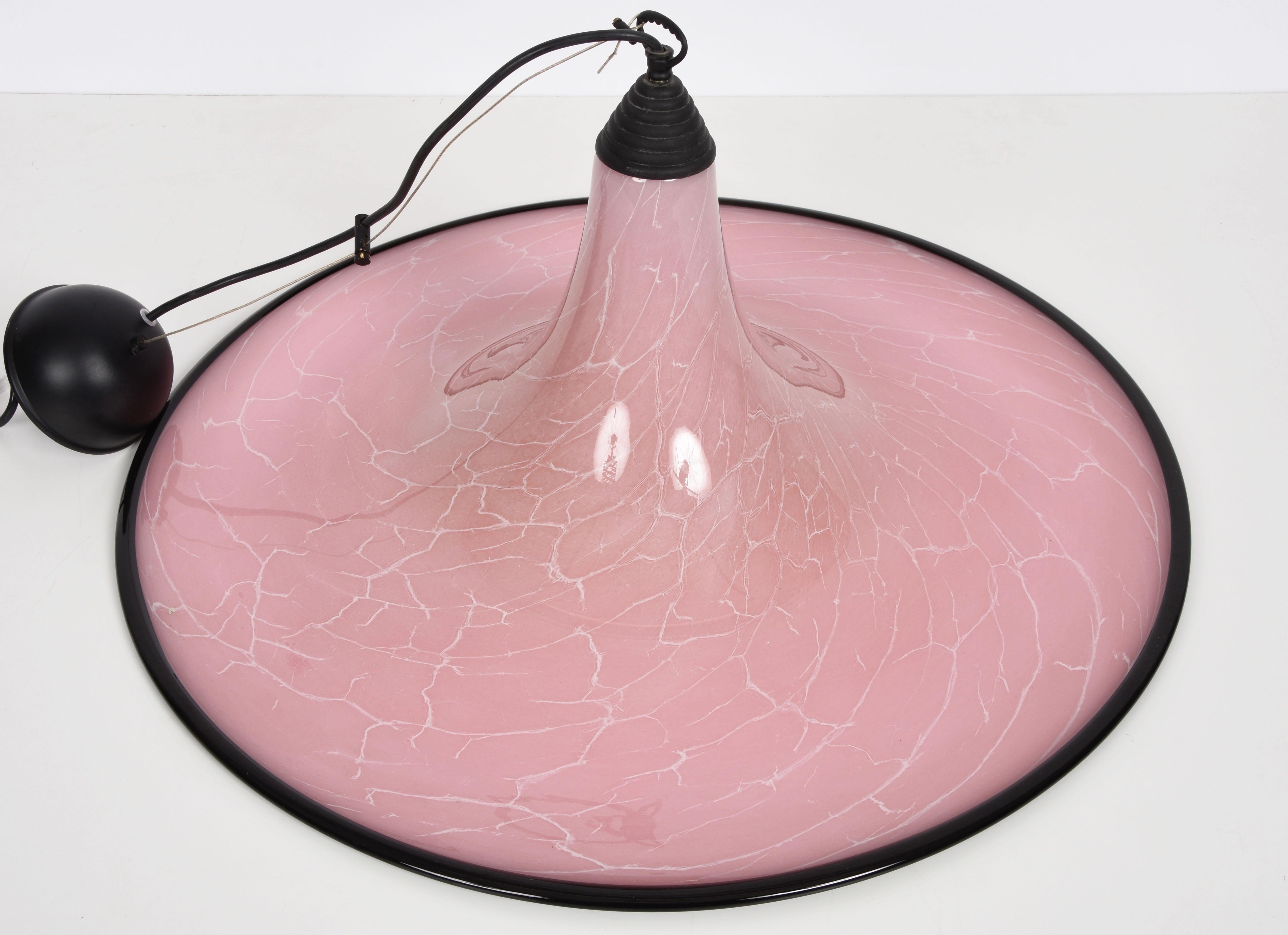 Metal Seguso Midcentury Pink and Black Murano Glass Marble Effect Chandelier, 1970s For Sale