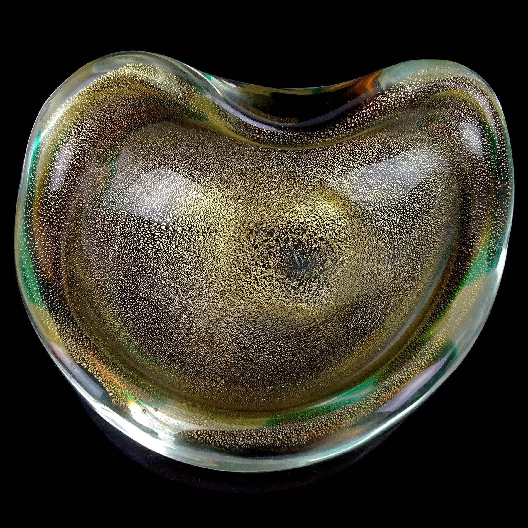 Mid-Century Modern Seguso Murano 1952 Macchia Ambra Verde Gold Flecks Italian Art Glass Bowl