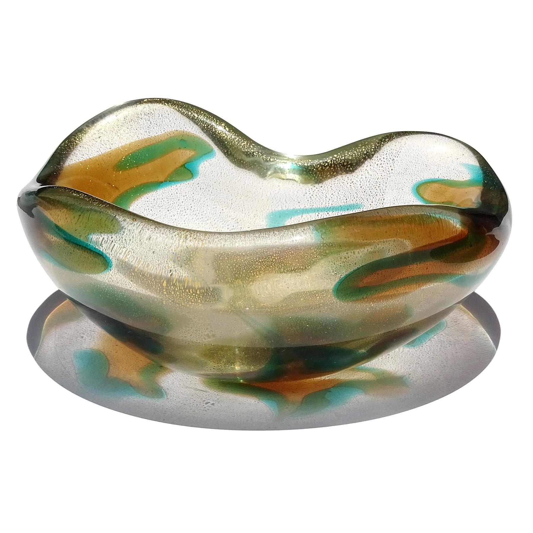 Seguso Murano 1952 Macchia Ambra Verde Gold Flecks Italian Art Glass Bowl In Good Condition In Kissimmee, FL