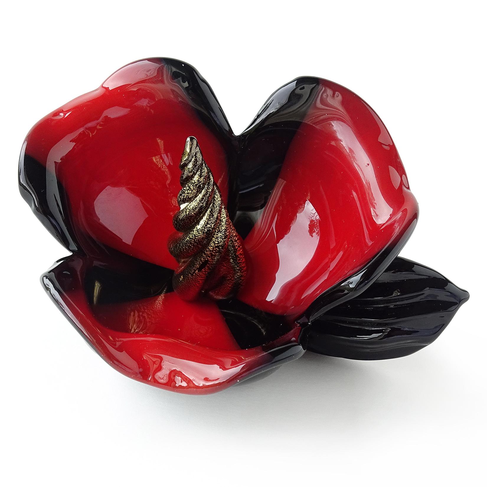 Seguso Murano Black Red Gold Leaf Italian Art Glass Decorative Flower Sculpture Bon état - En vente à Kissimmee, FL