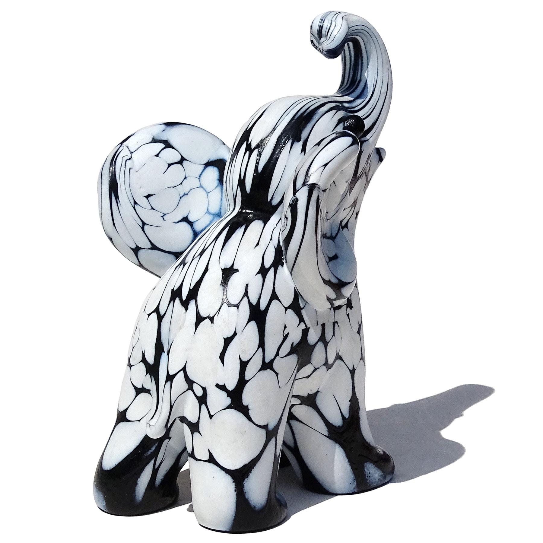 20th Century Seguso Murano Black White Italian Art Glass Baby Elephant Figurine Sculpture For Sale