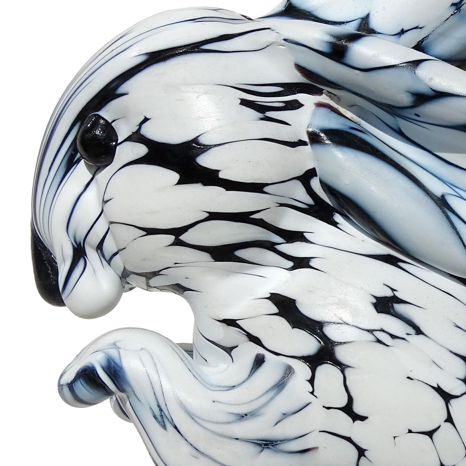 Mid-Century Modern Seguso Murano Black White Italian Art Glass Bunny Rabbit Figurine Sculpture For Sale