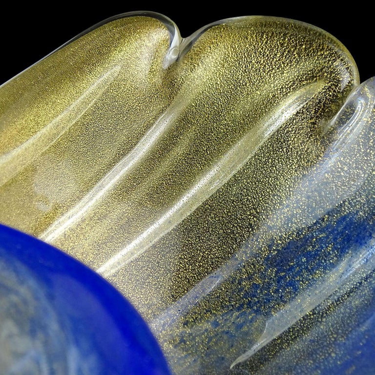 Seguso Murano Blue Pulveri Gold Flecks Italian Art Glass Shell Trinket Bowl Dish In Good Condition For Sale In Kissimmee, FL