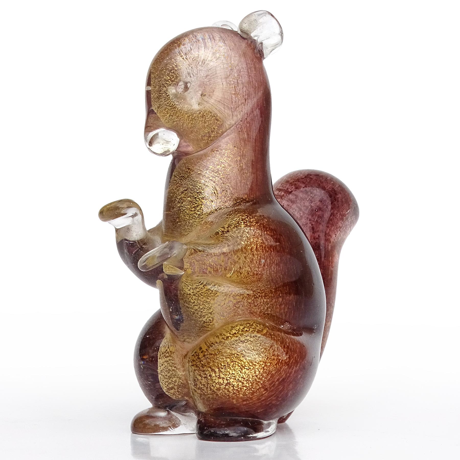 Seguso Murano Dark Amethyst Gold Flecks Italian Art Glass Squirrel Figurine In Good Condition For Sale In Kissimmee, FL