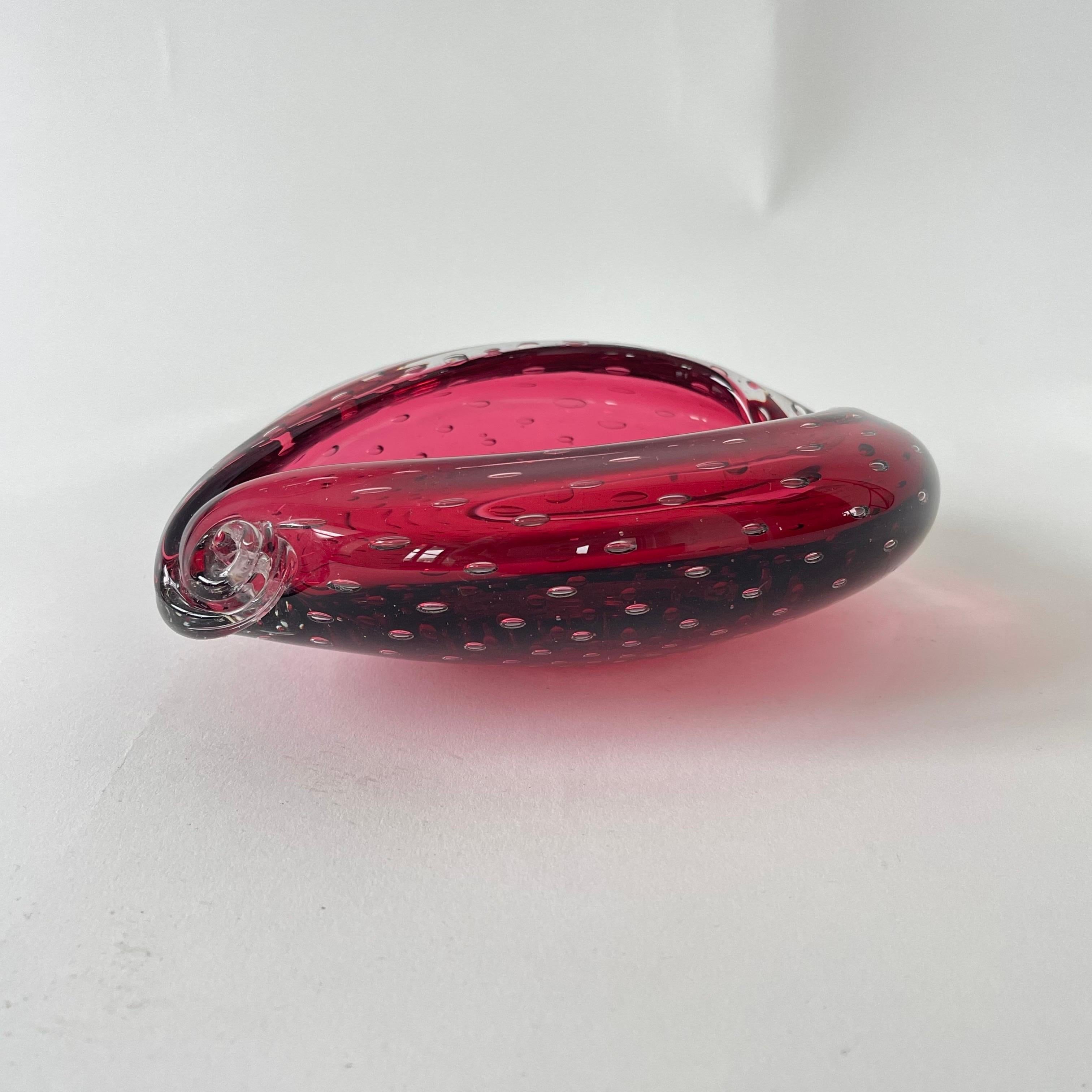 Cuenco o cenicero de cristal Bullicante Rojo Profundo de Seguso Murano, Italia, años 60 en venta 1