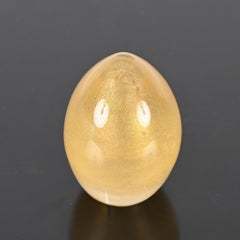 Seguso Murano Egg Paperweight in Murano Glass with Gold Dust, Italy 1950s