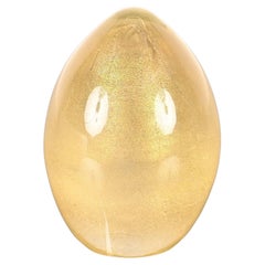 Retro Seguso Murano Egg Paperweight in Murano Glass with Gold Dust, Italy 1950s