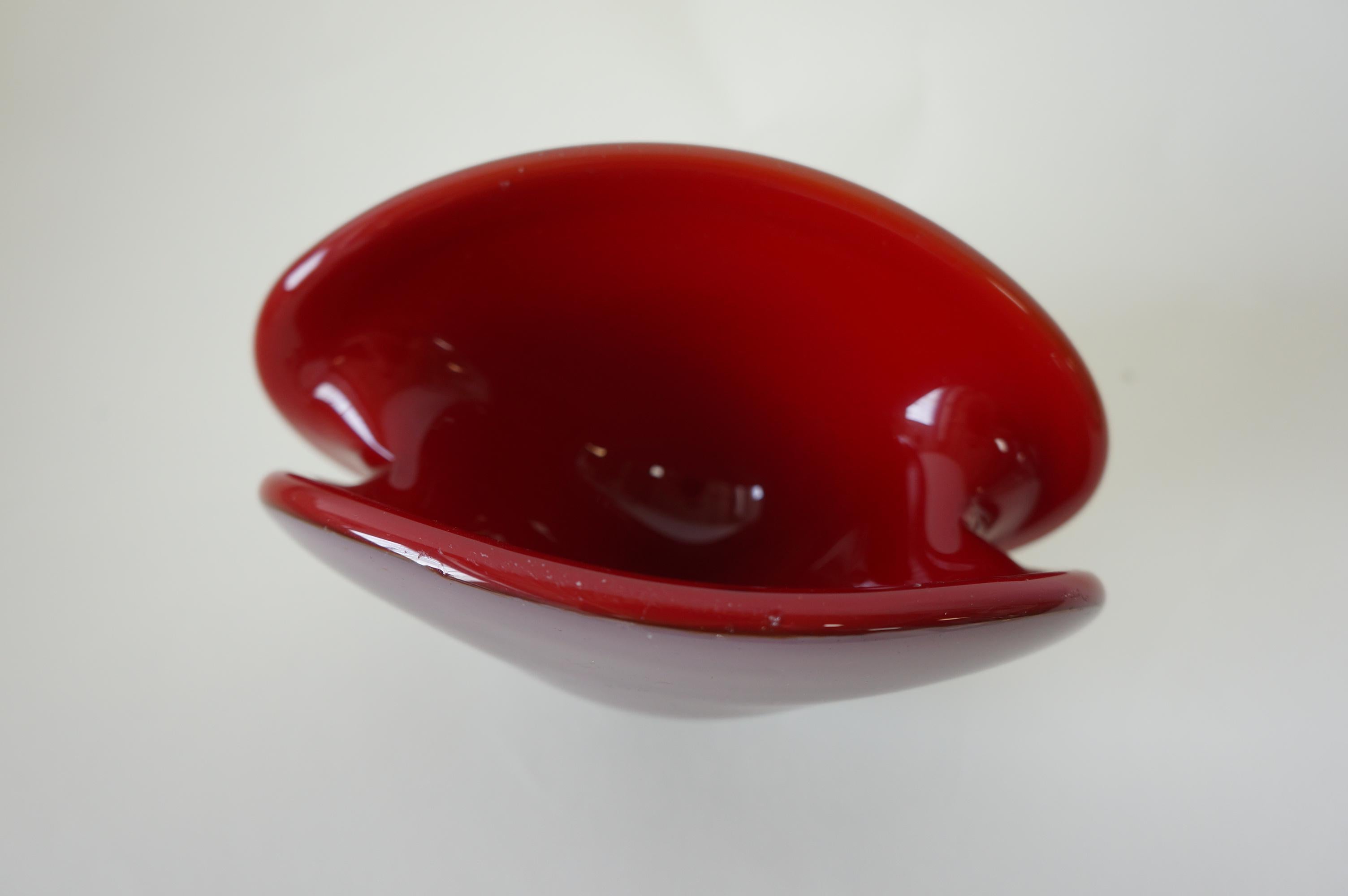 Other Seguso Murano Glass 1960s Clam shaped Shell Bowl, Italy 