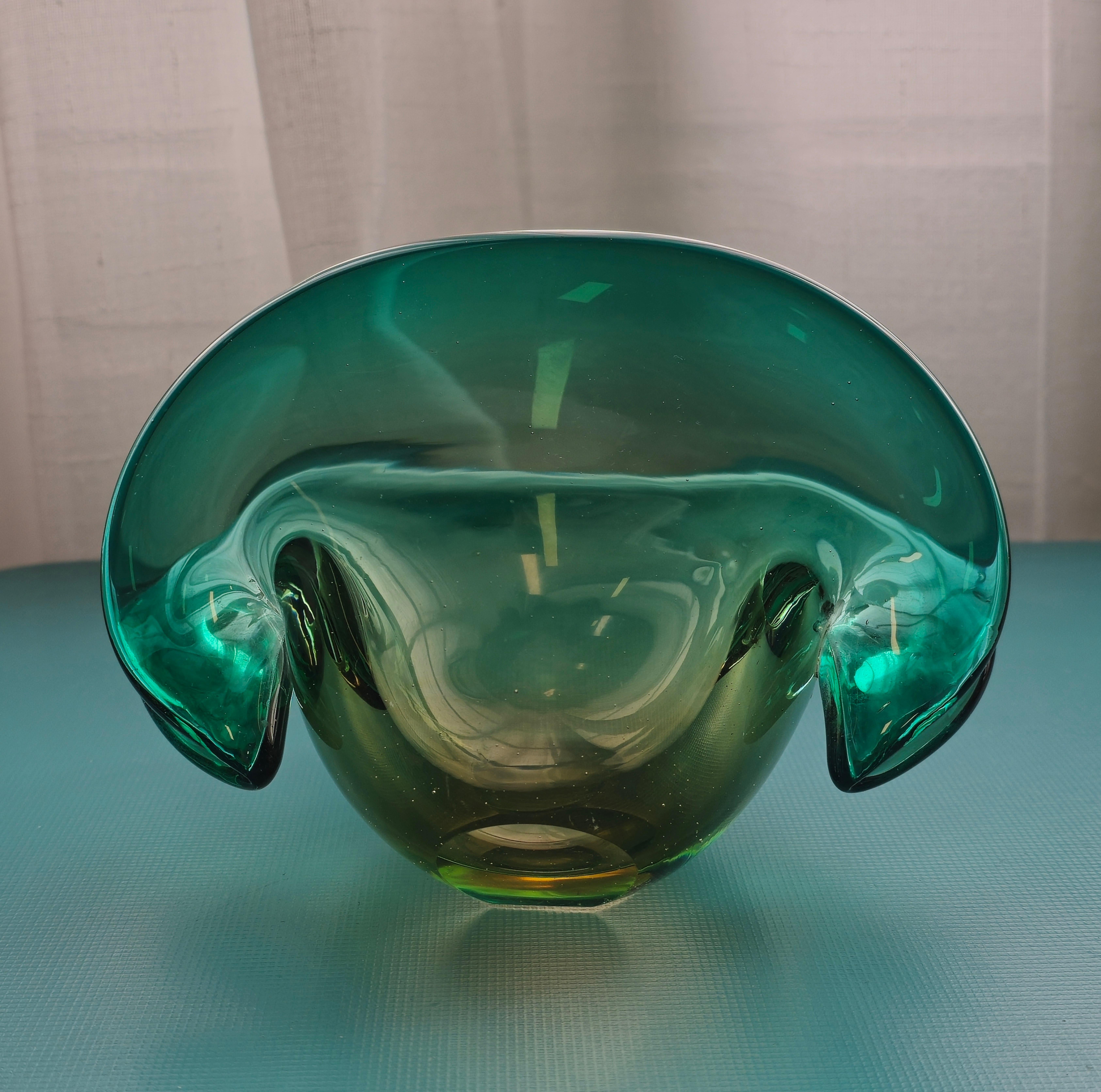 Other Seguso Murano Glass  1960s Clam shaped Shell Bowl, Italy For Sale
