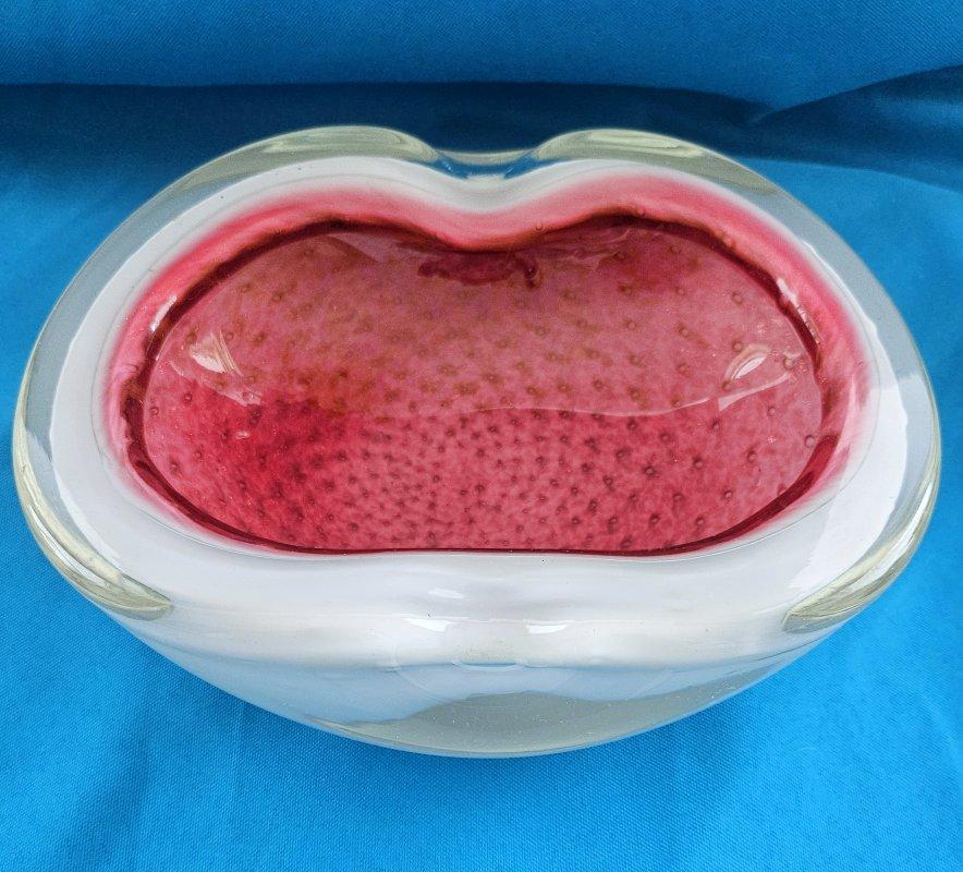 20ième siècle Seguso Coupe en verre de Murano, verre ciselé avec Bullicante et Polveri d'or en vente