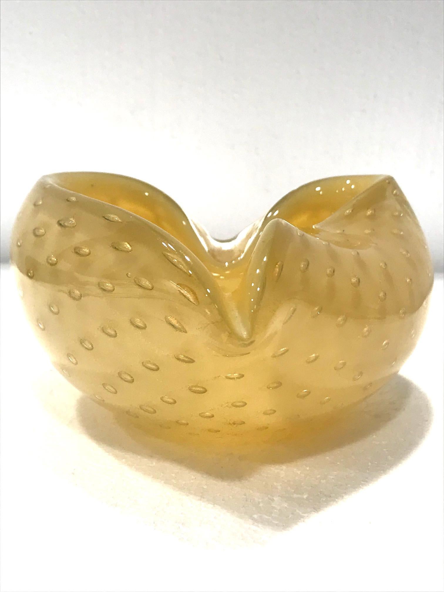Seguso Murano Glass Bowl with Controlled Bubble Design in Beige and Gold 3