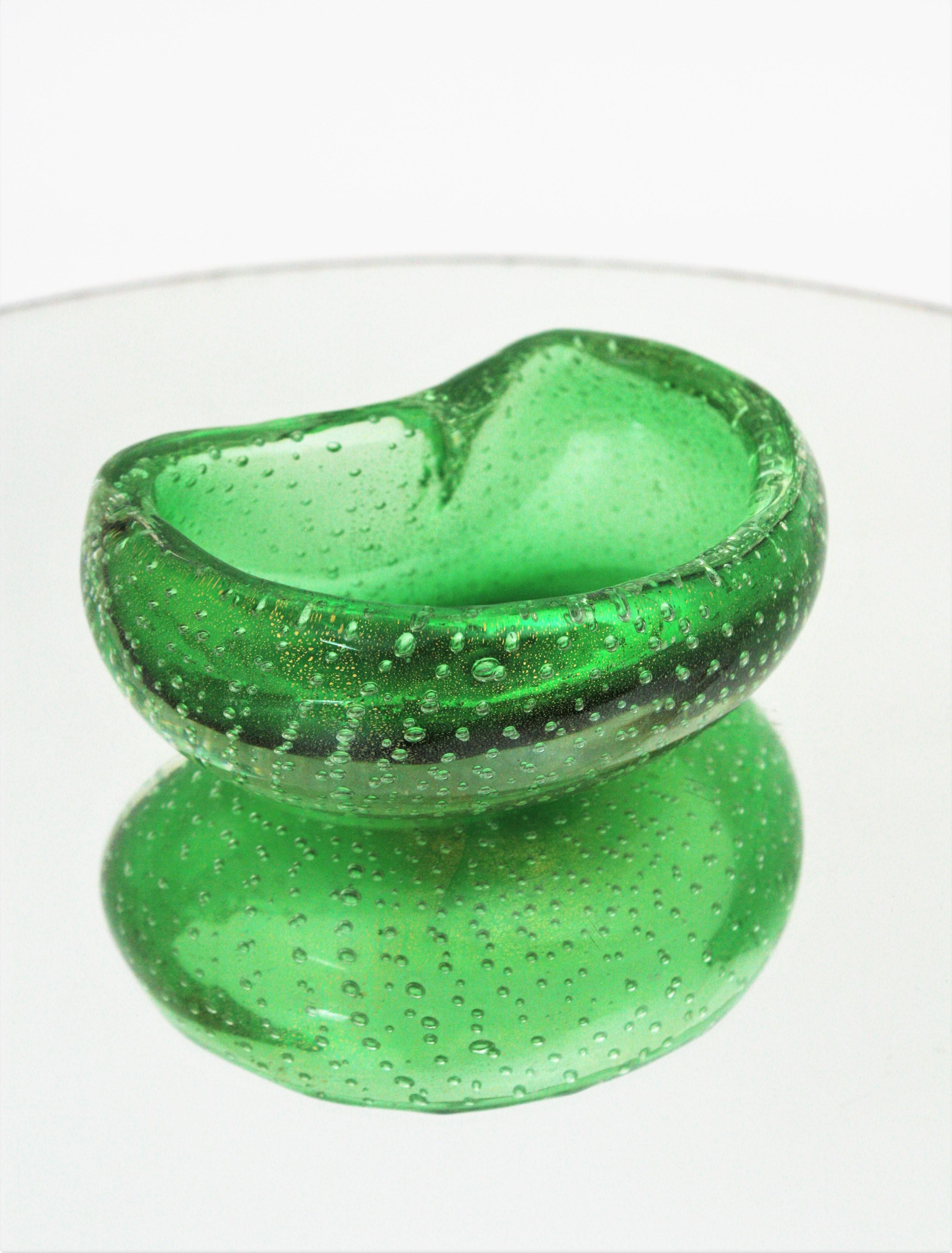 Seguso Murano Gold Flecks Air Bubbles Green Kidney Art Glass Bowl / Ashtray 1