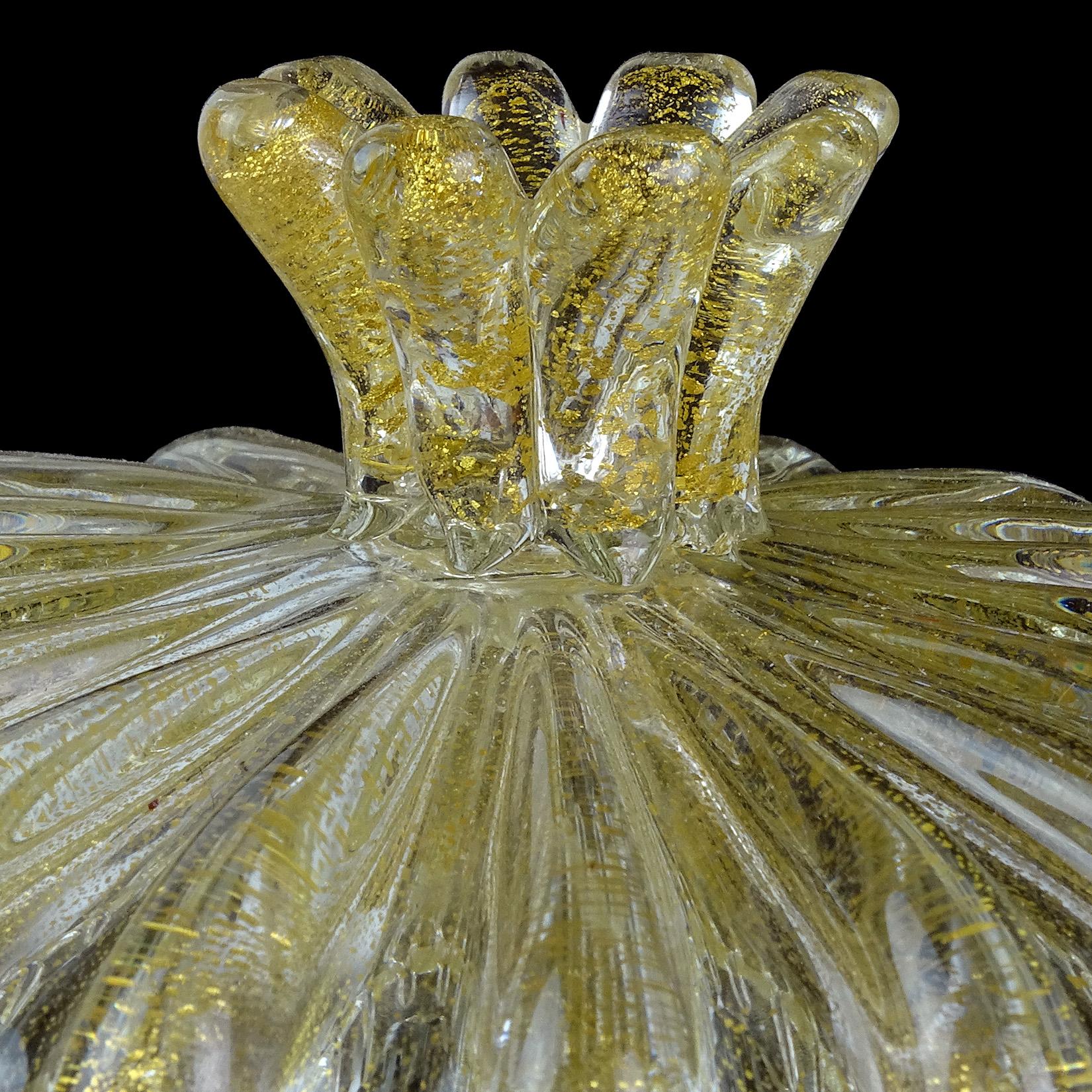 Hand-Crafted Seguso Murano Gold Flecks Italian Art Glass Ribbed Vanity Jewelry Powder Box For Sale