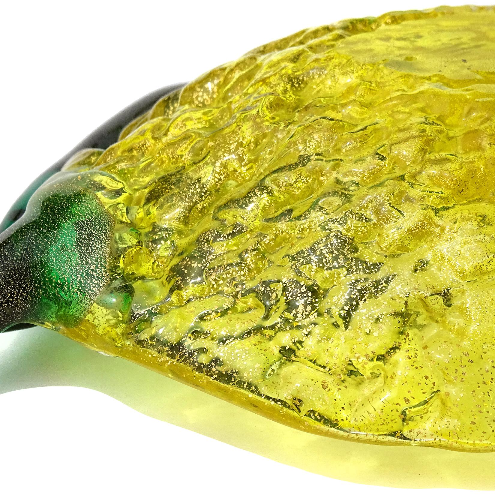 20th Century Seguso Murano Green Yellow Gold Flecks Italian Art Glass Lemon Fruit Bowl Dish
