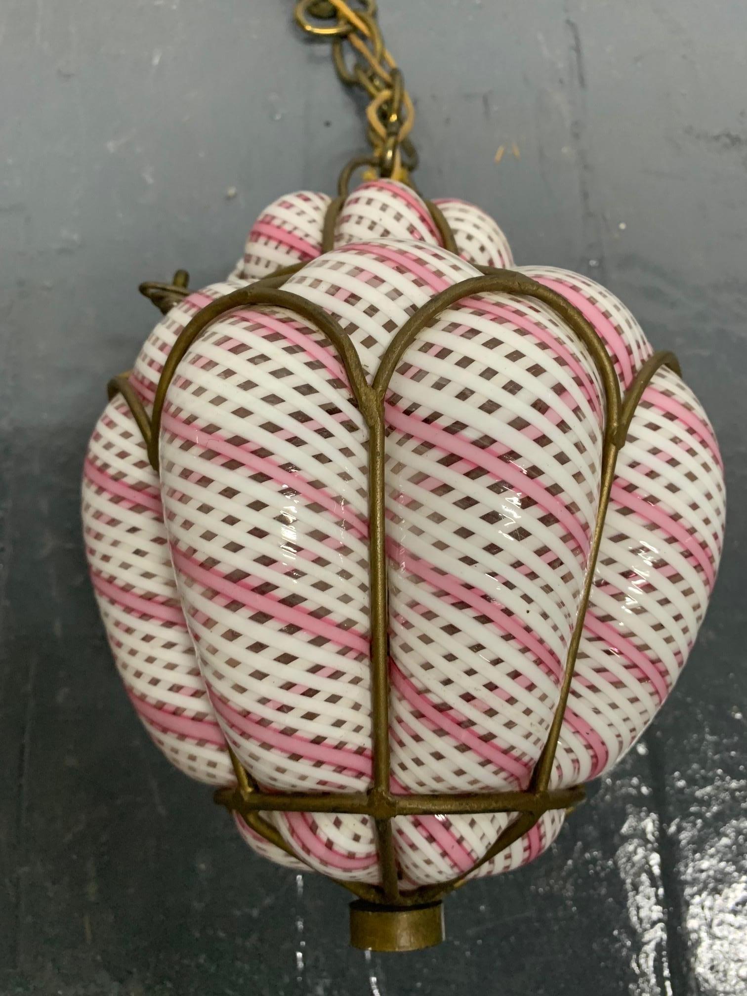 Seguso Murano Hand Blown Cage Light Pendant In Good Condition For Sale In New York, NY