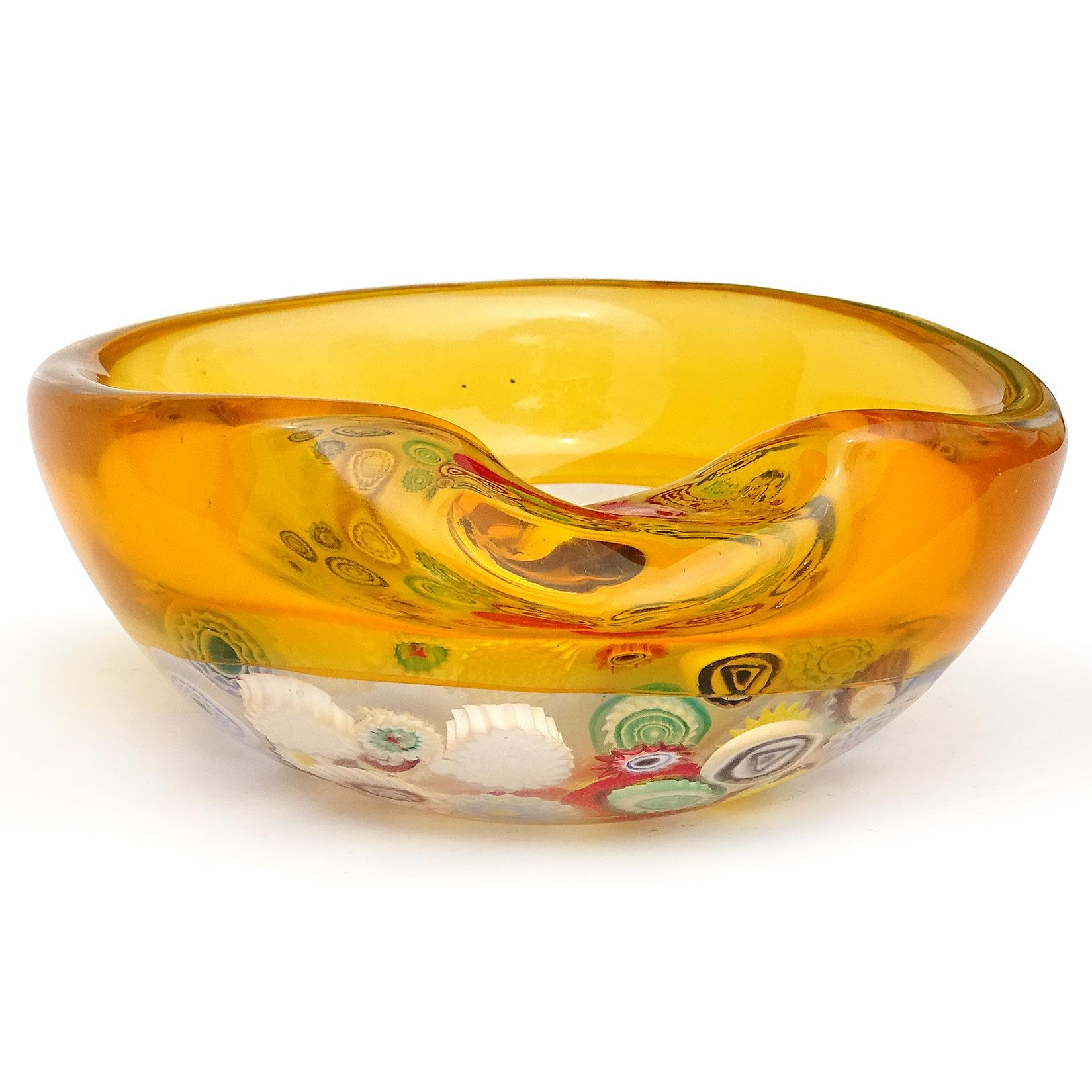 XX secolo Seguso Murano Millefiori Fiori Canne di vetro d'arte italiana Incalmo Ciotola con bordo arancione in vendita