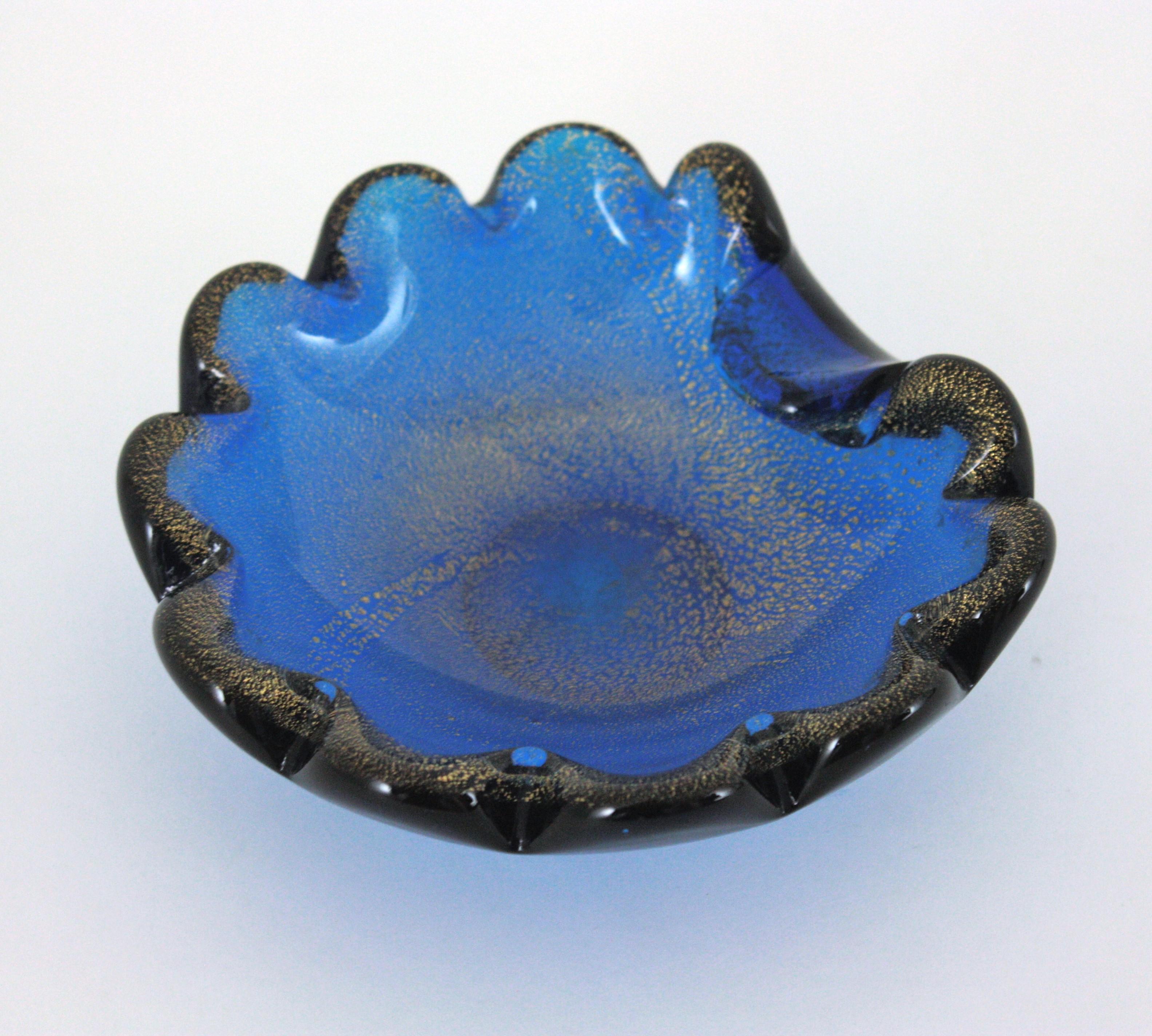 Seguso Murano Navy Blue Gold Flecks Art Glass Shell Bowl For Sale 5