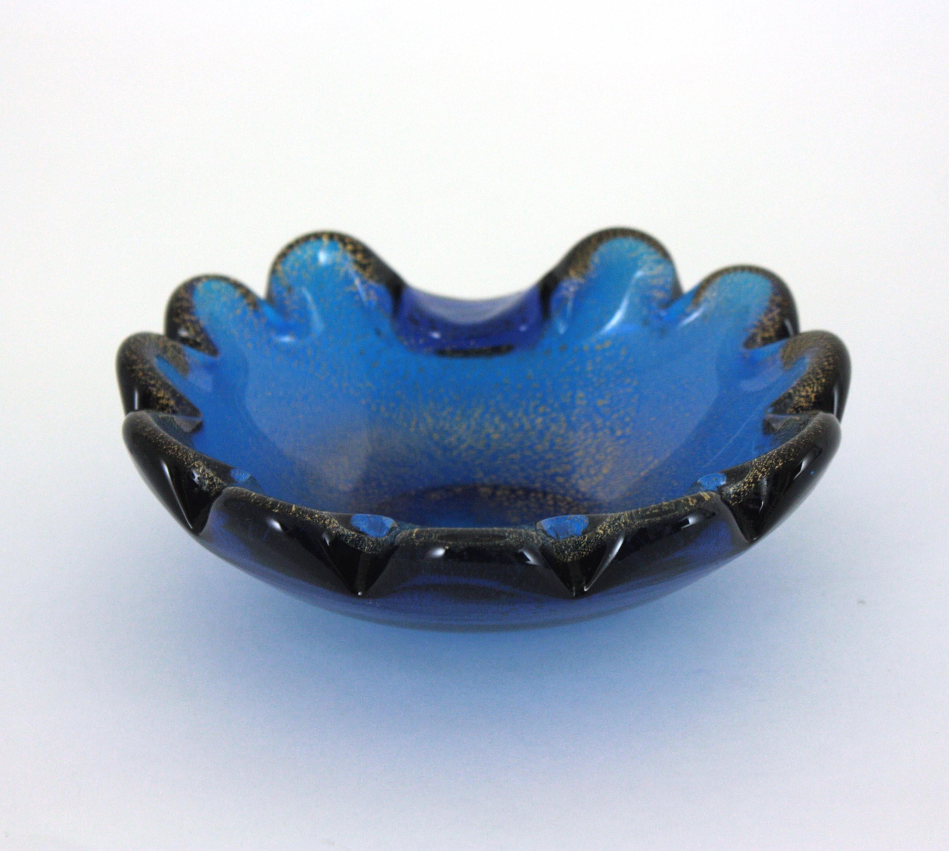 Seguso Murano Navy Blue Gold Flecks Art Glass Shell Bowl For Sale 10