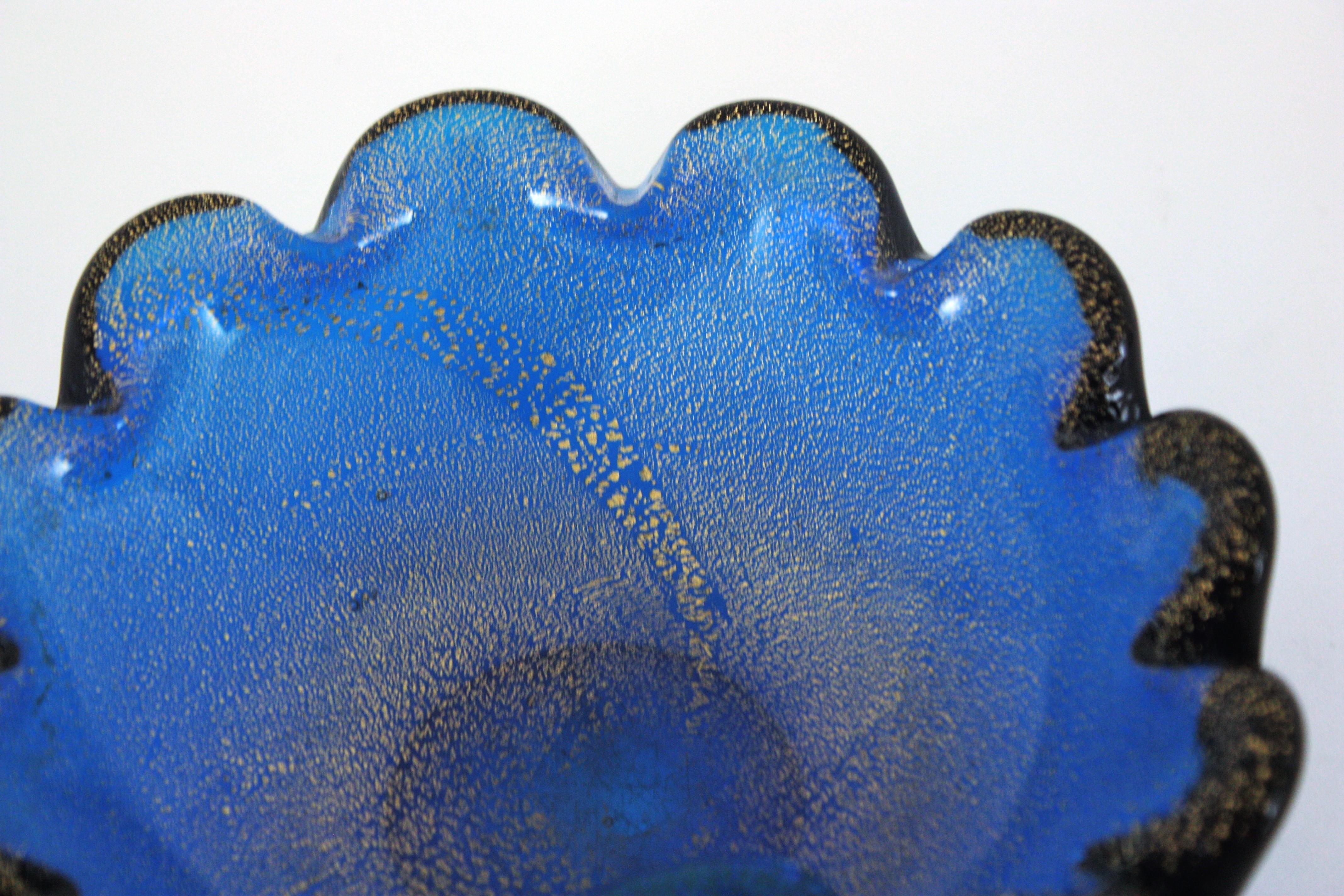 Seguso Murano Navy Blue Gold Flecks Art Glass Shell Bowl For Sale 1