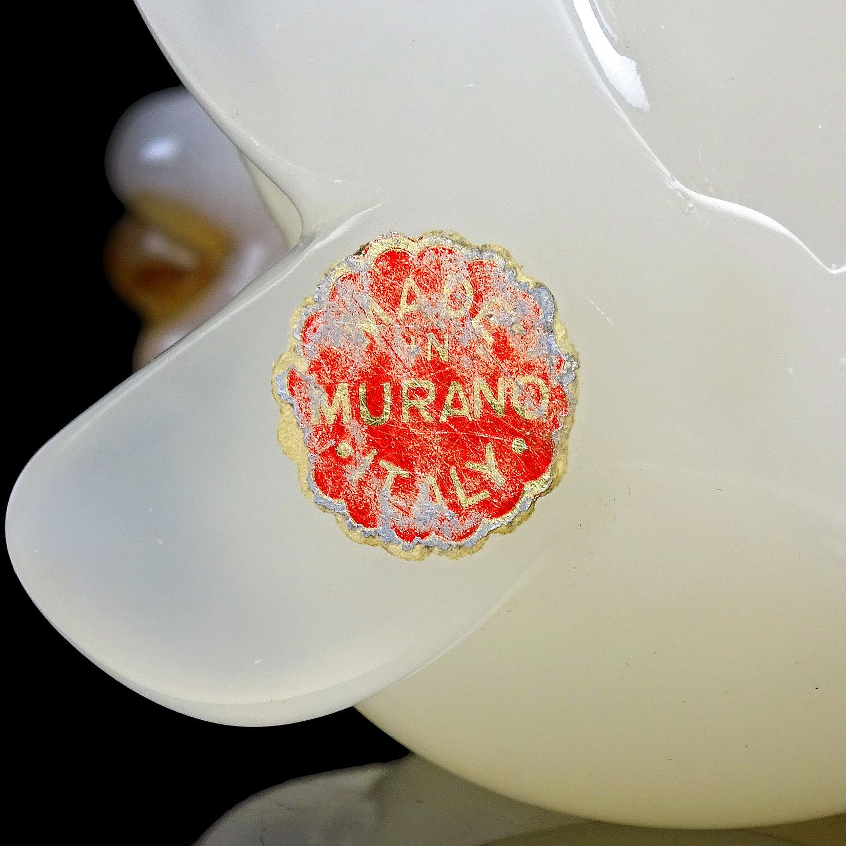 Seguso Murano Opalescent White Caramel Italienische Kunstglas Bunny Kaninchen-Skulptur (Moderne der Mitte des Jahrhunderts) im Angebot