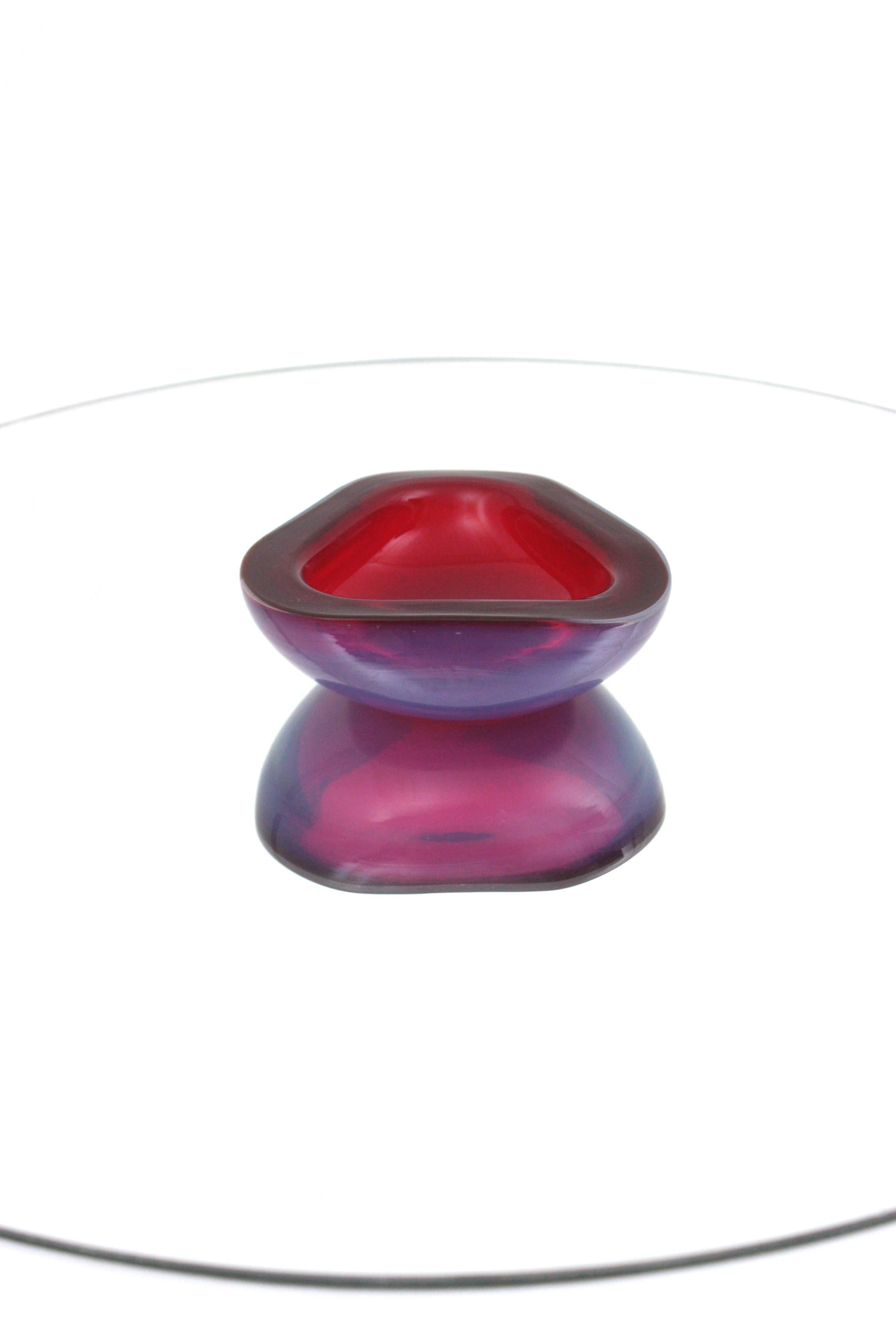 Italian Seguso Murano Opalescent White & Red Triangle Geode Glass Bowl For Sale