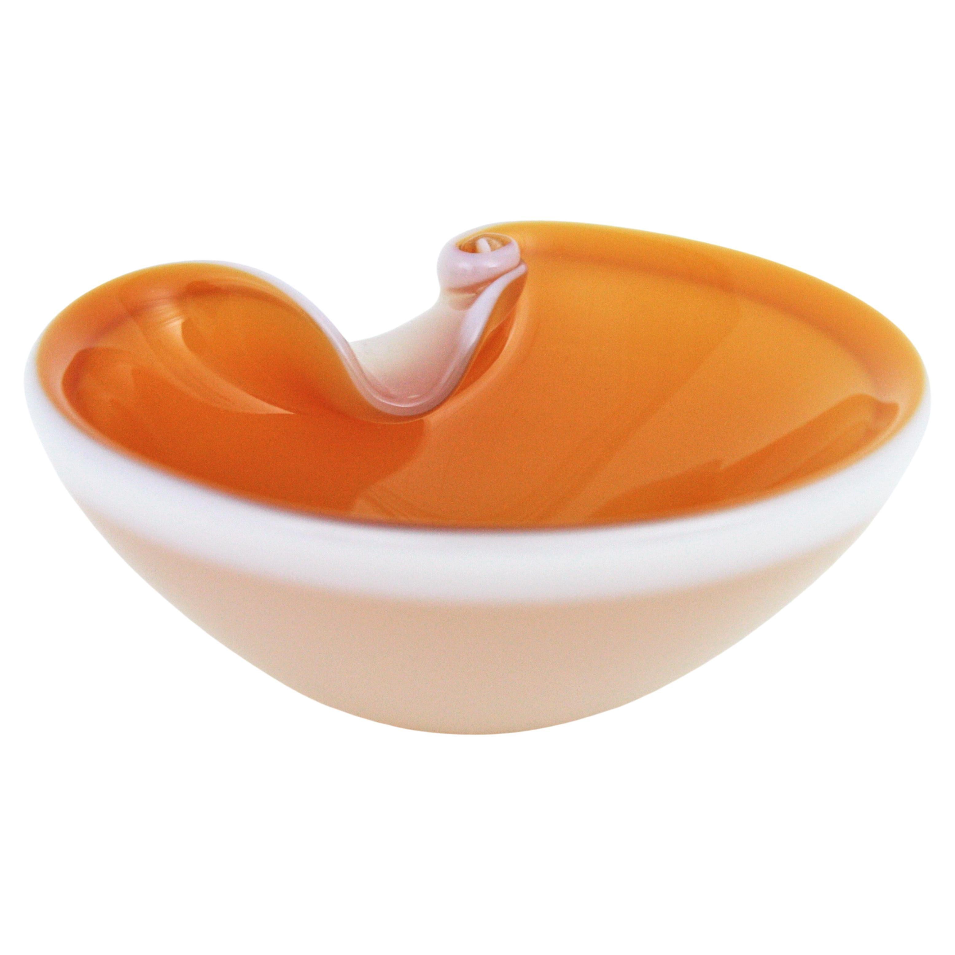 Mid-Century Modern Seguso Murano Orange White Art Glass Shell Bowl Ashtray For Sale