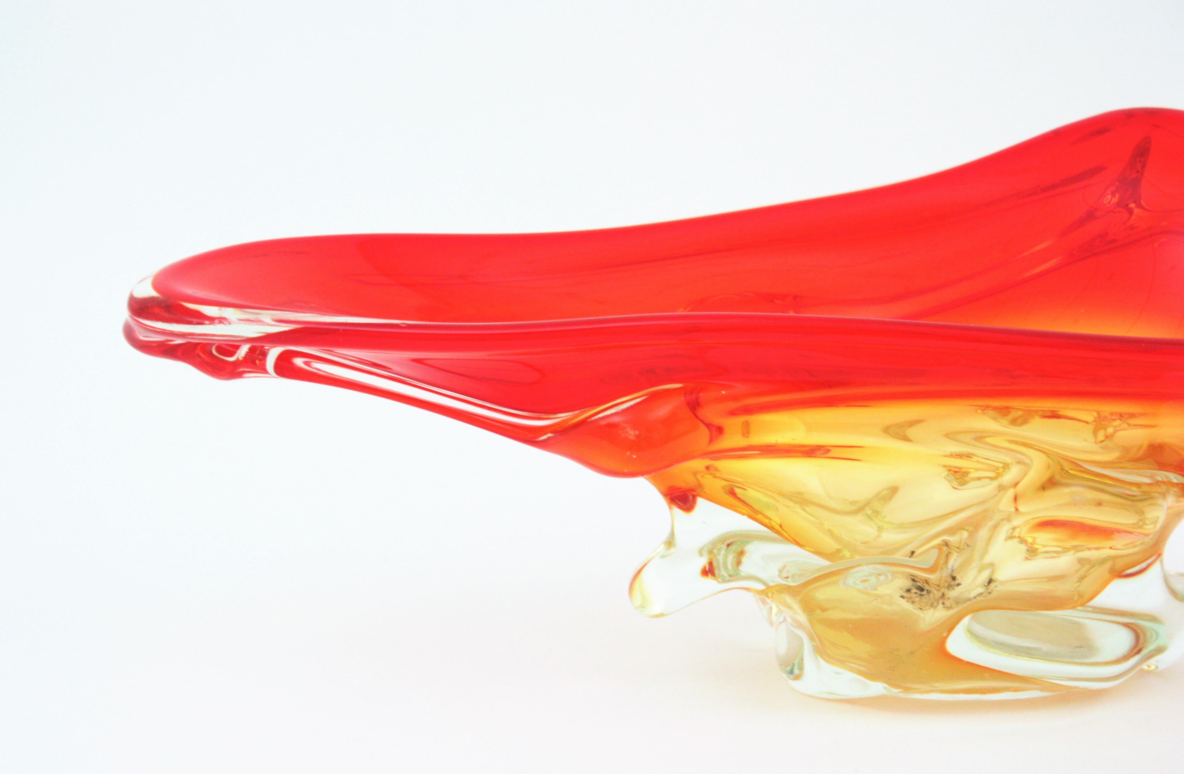 Seguso Murano Orange Yellow Clear Sommerso Art Glass Centerpiece, 1960s For Sale 2