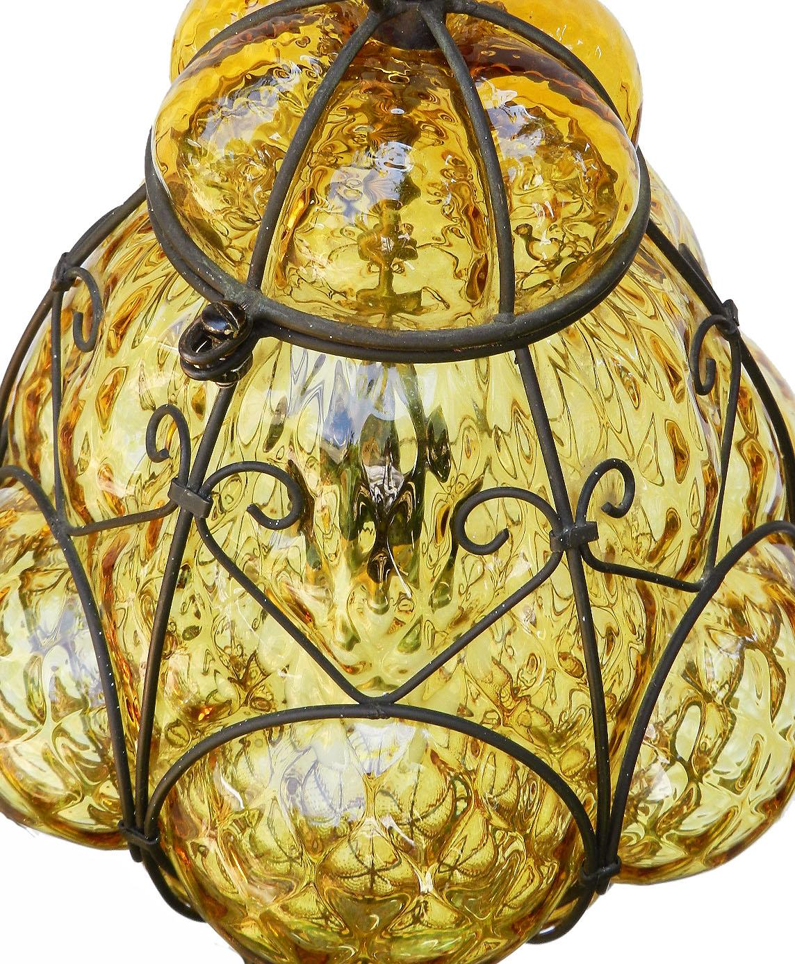Seguso Murano Pendant Light Italian Vintage Handblown Amber Bubble Glass In Good Condition In Mimizan, FR
