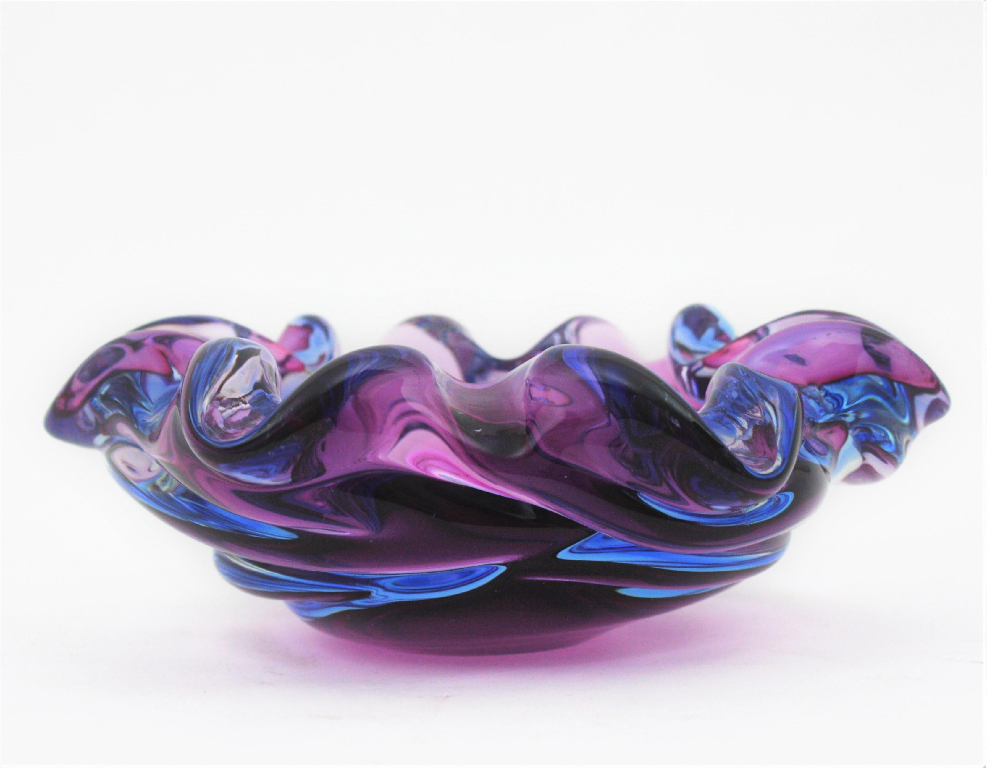 Seguso Murano Pink Purple Sommerso Art Glass Bowl or Ashtray, Italy, 1960s For Sale 4