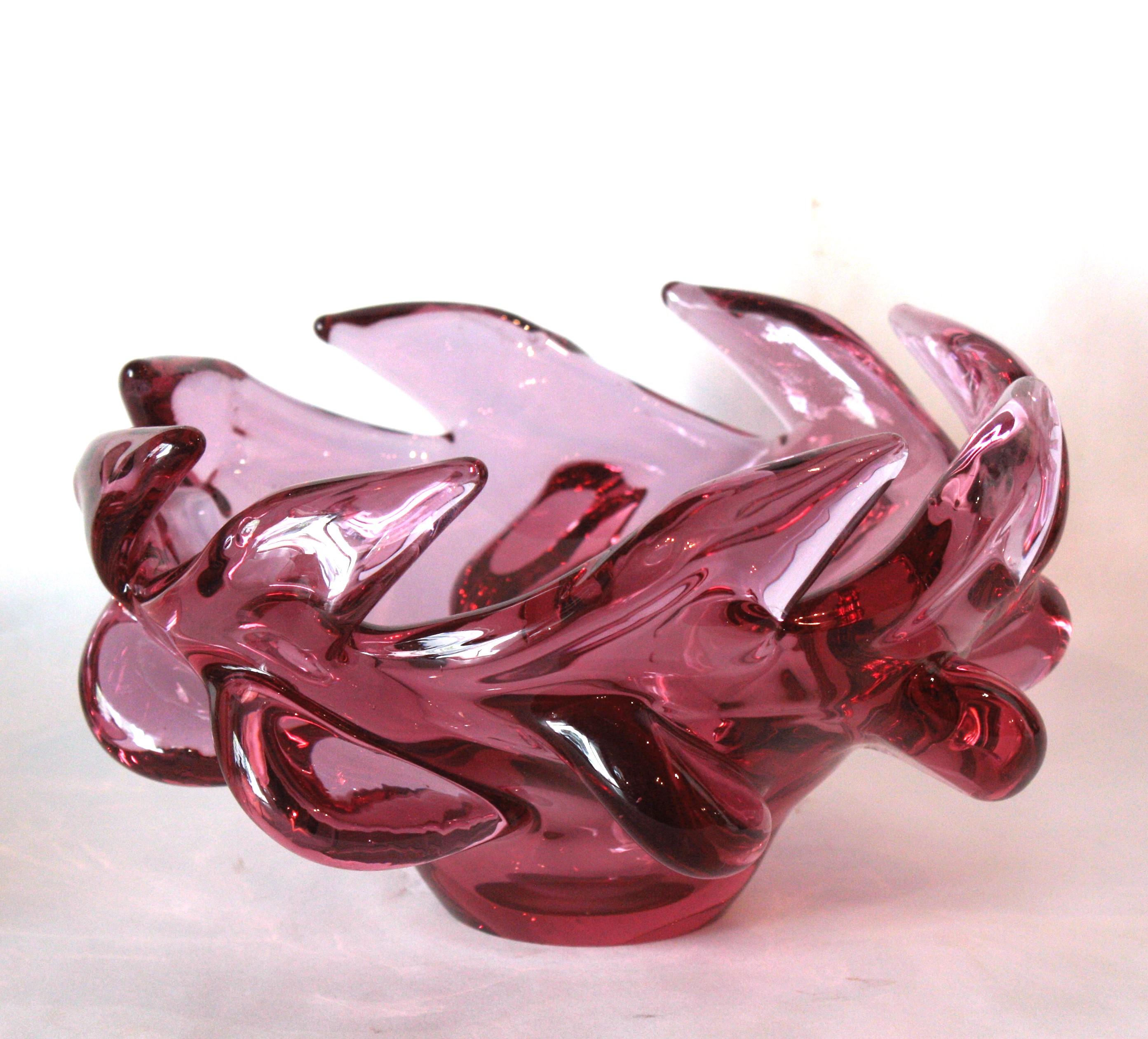 Bol de centre de table Seguso Murano Sommerso en verre d'art rose et violet Bon état - En vente à Barcelona, ES